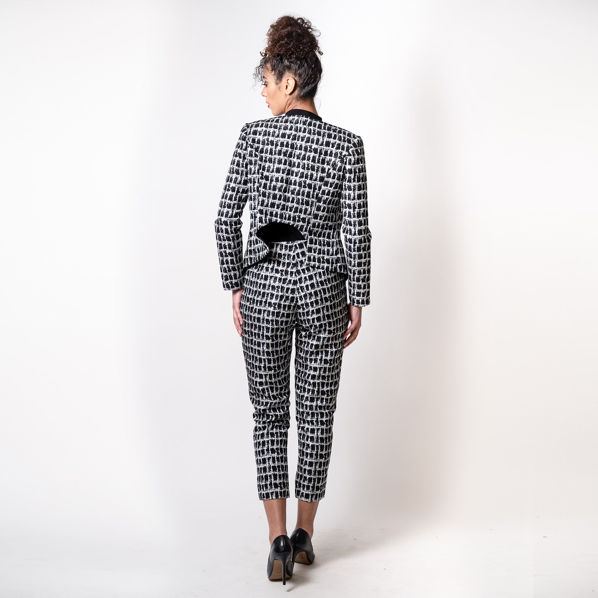 Fly Away Back Cutout Jacket - MaraFormigone