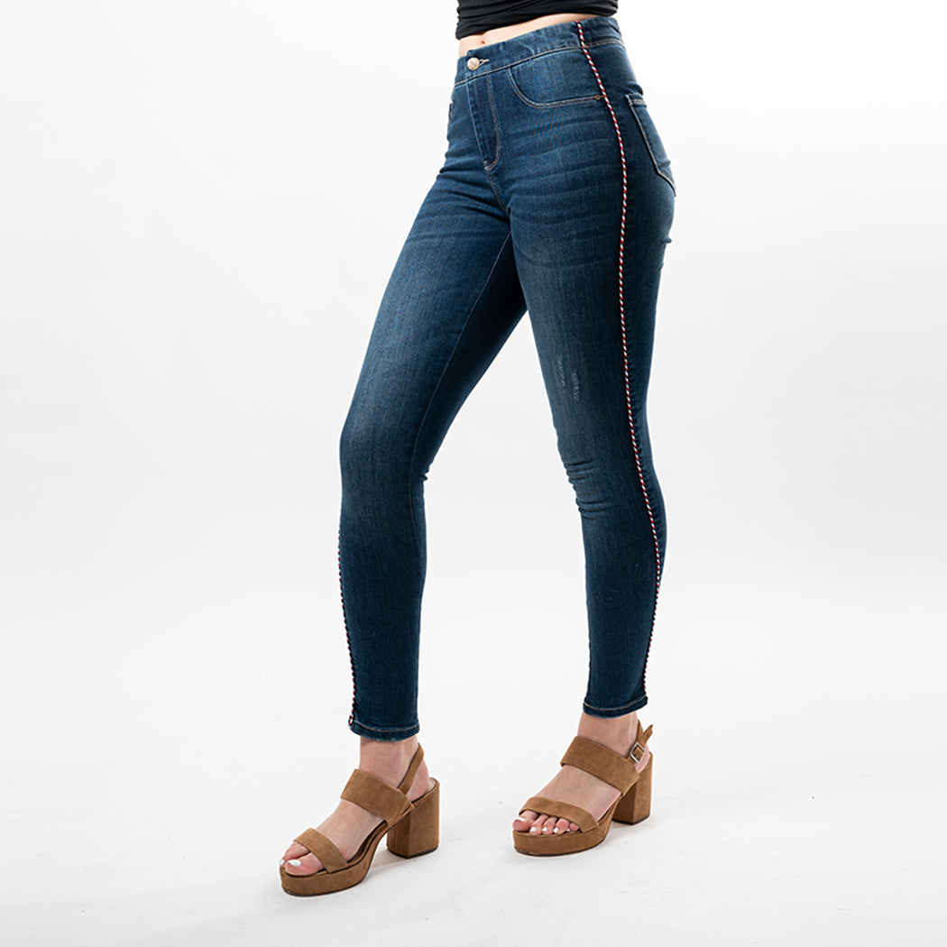 Pantalón ajustado al tobillo con ribete lateral trenzado