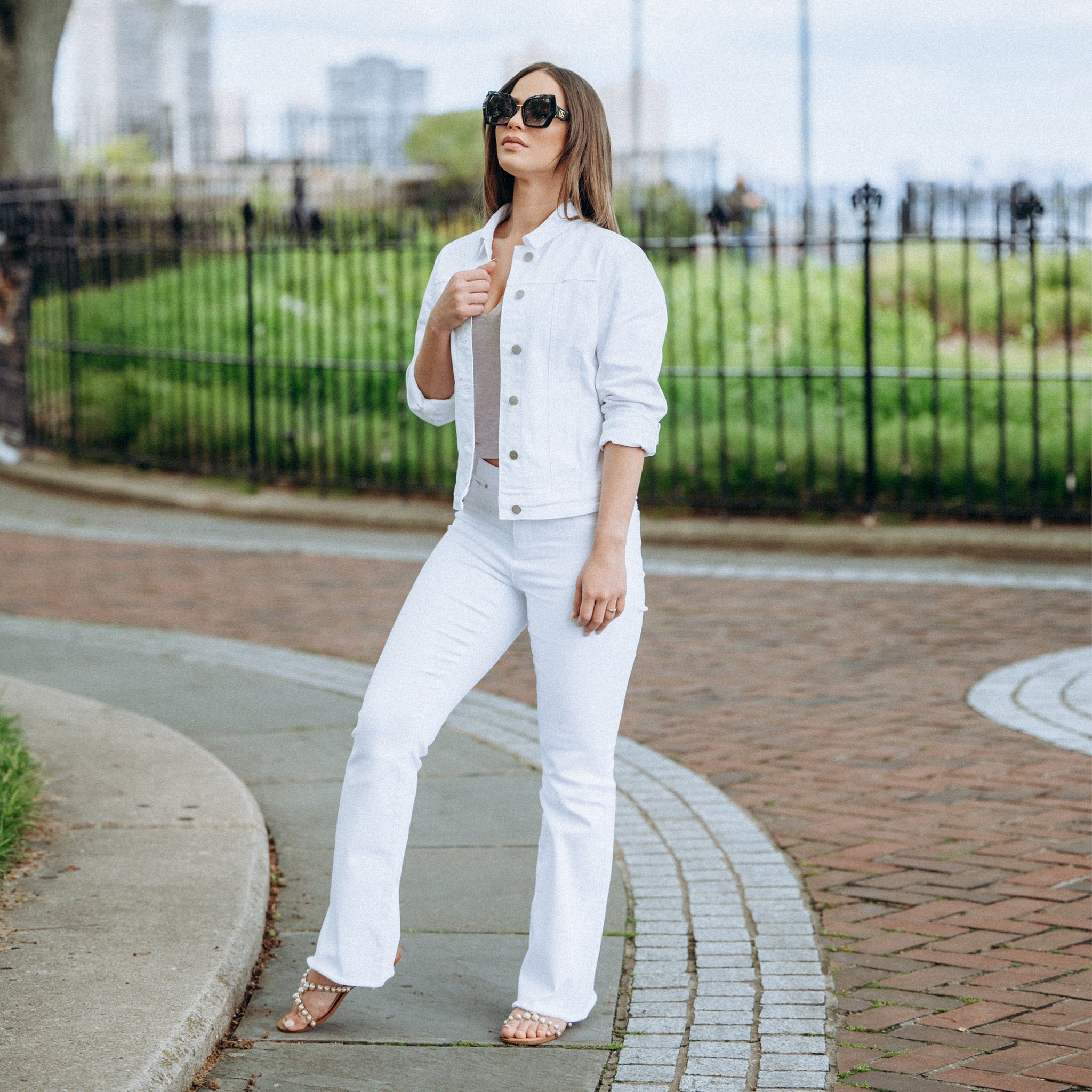 Chaqueta de manga 3/4 con bolsillo delantero