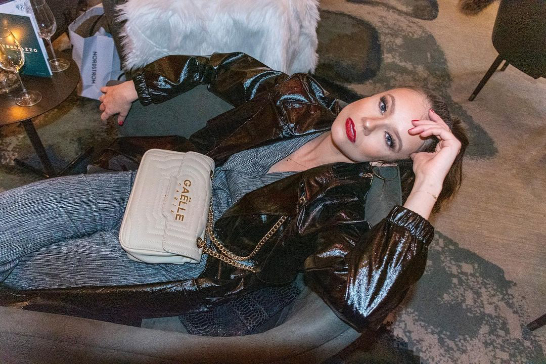 Mono con cuello de origami LS