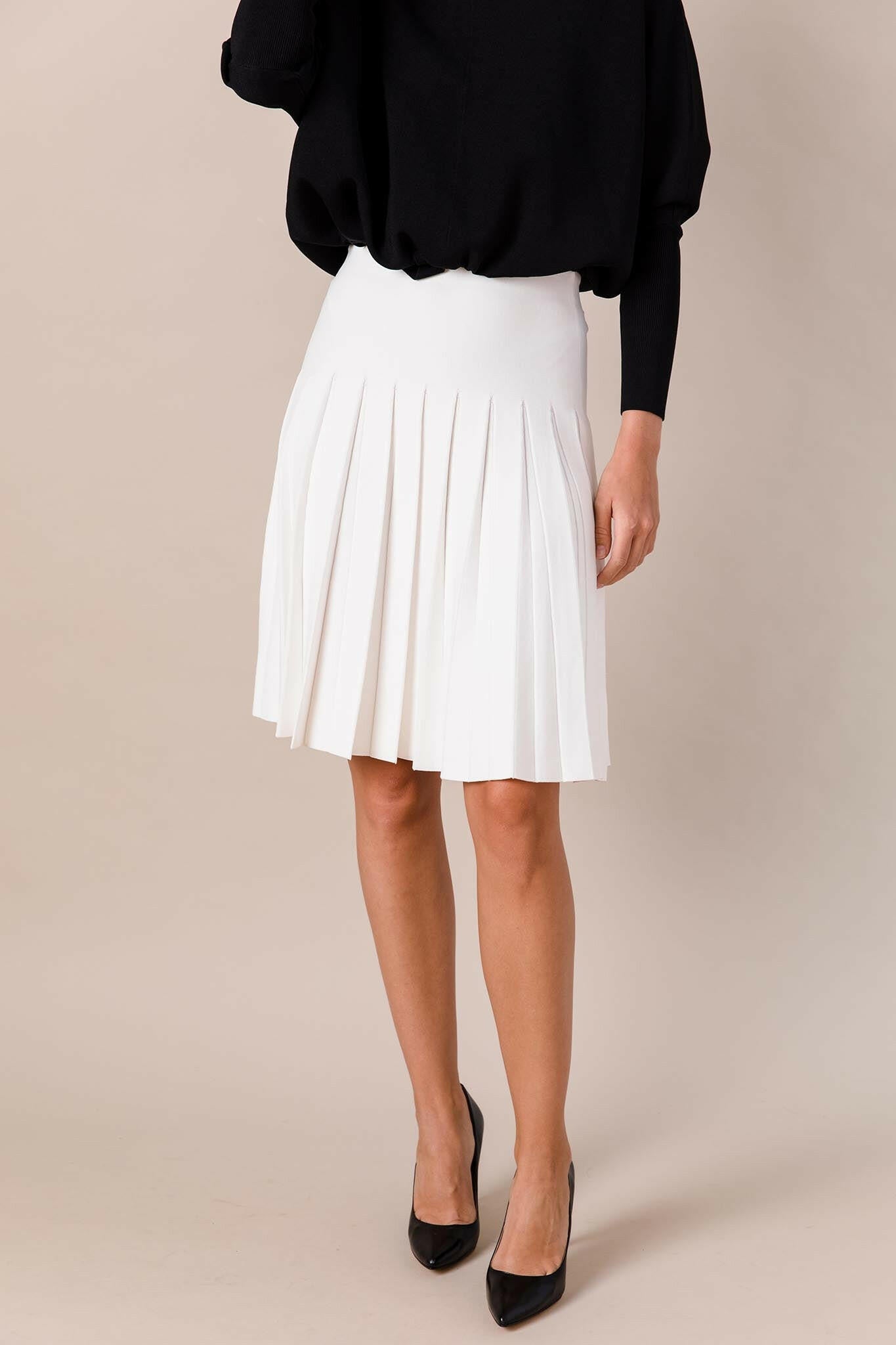 Infinity Skirt in Soft White Apparalel