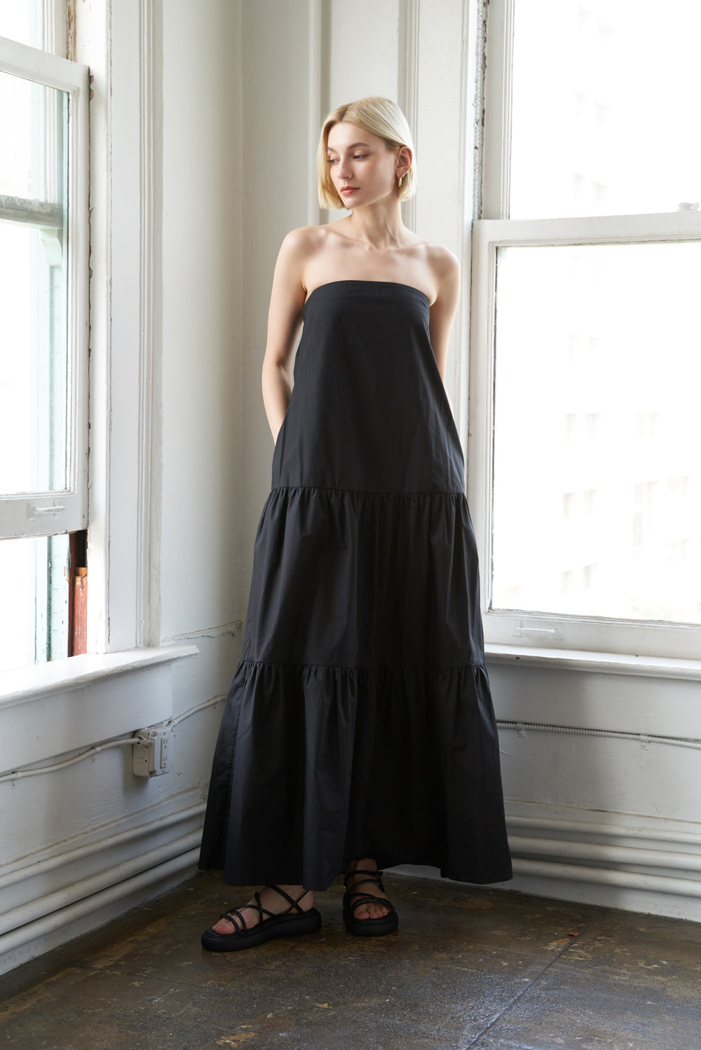 GAROTAS SÓ QUEREM UM VESTIDO MAXI DE TECIDO