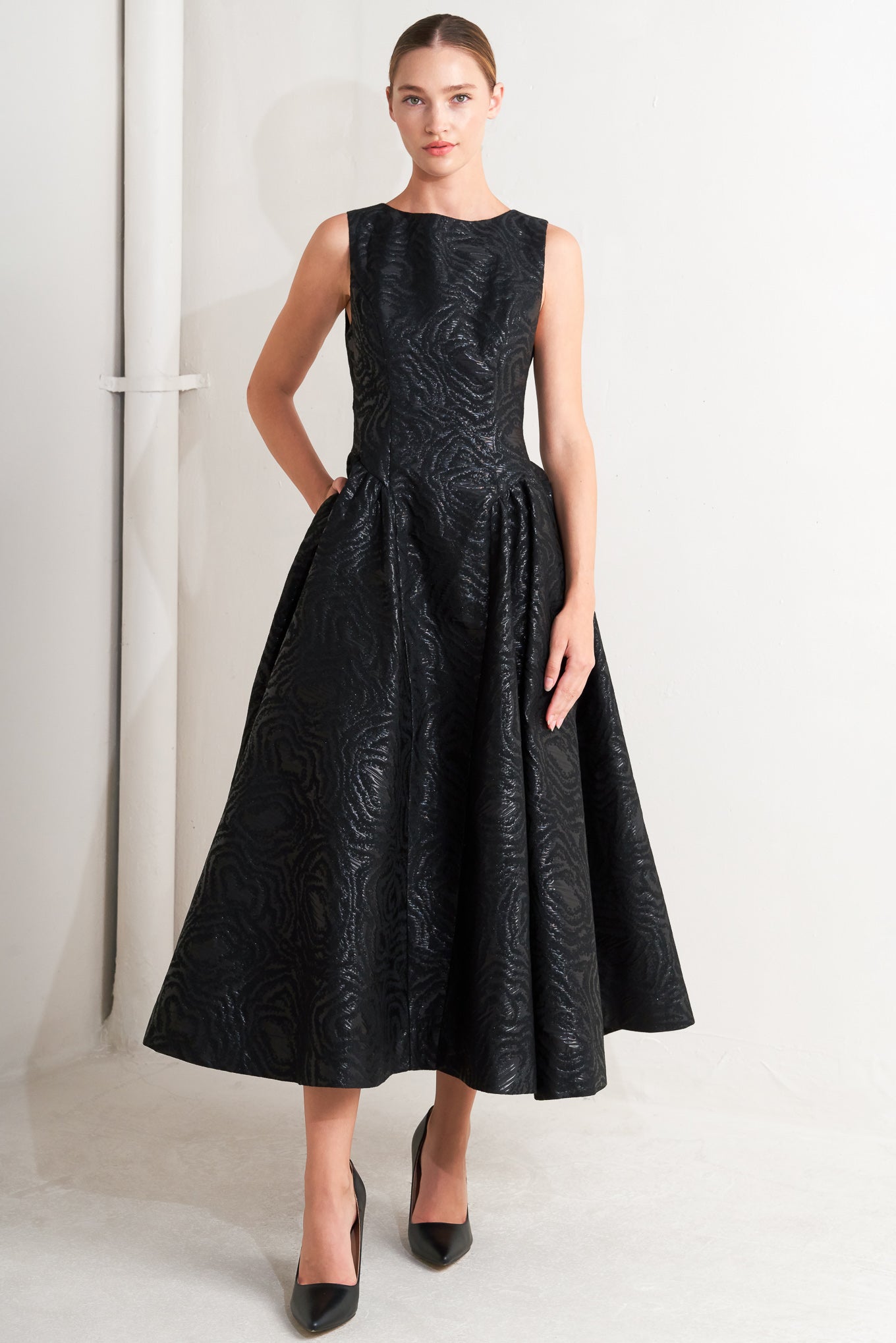 CHECK YOURSELF BLACK WOVEN MIDI DRESS - MaraFormigone