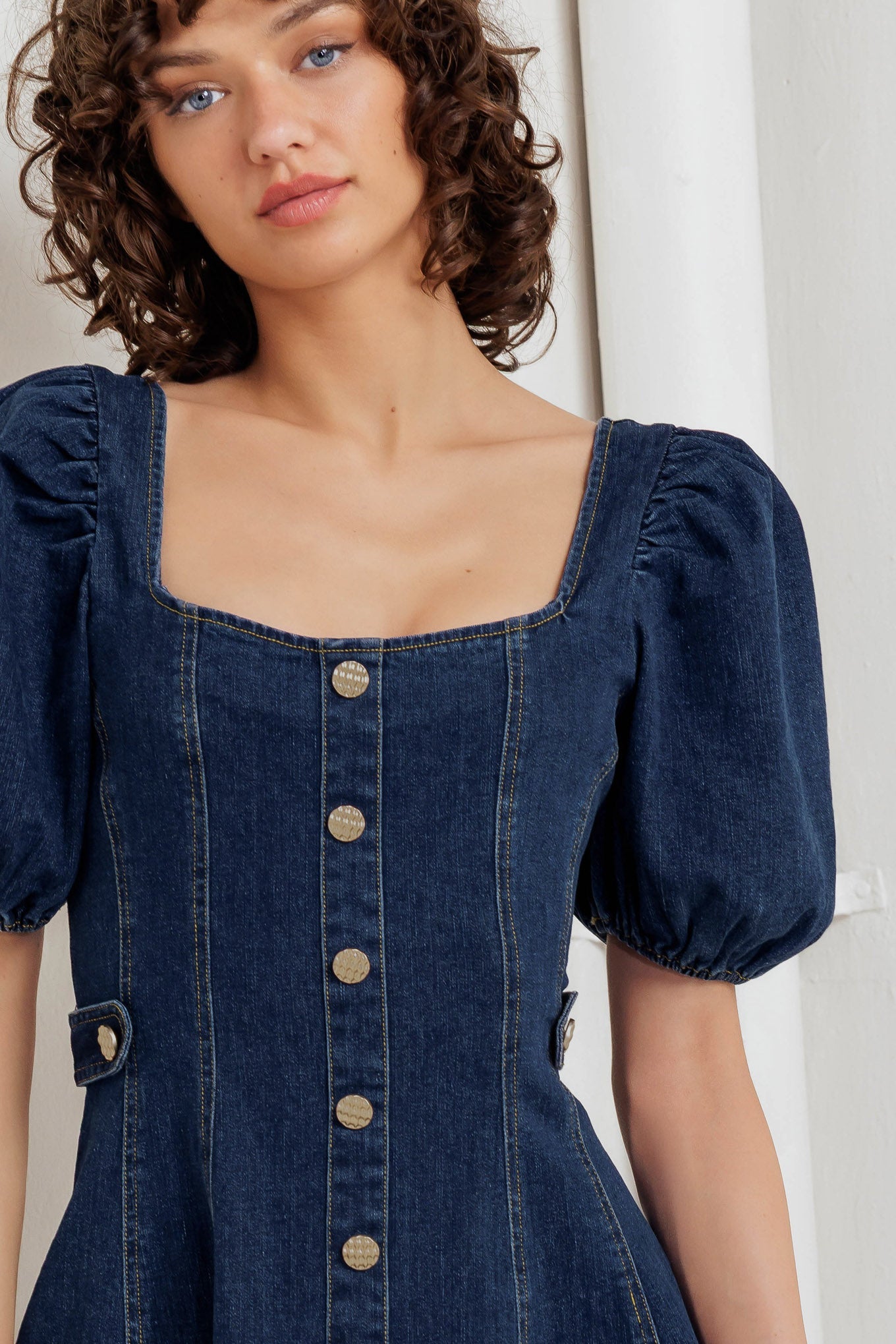 PUFF & PLAY DENIM MINI DRESS - MaraFormigone