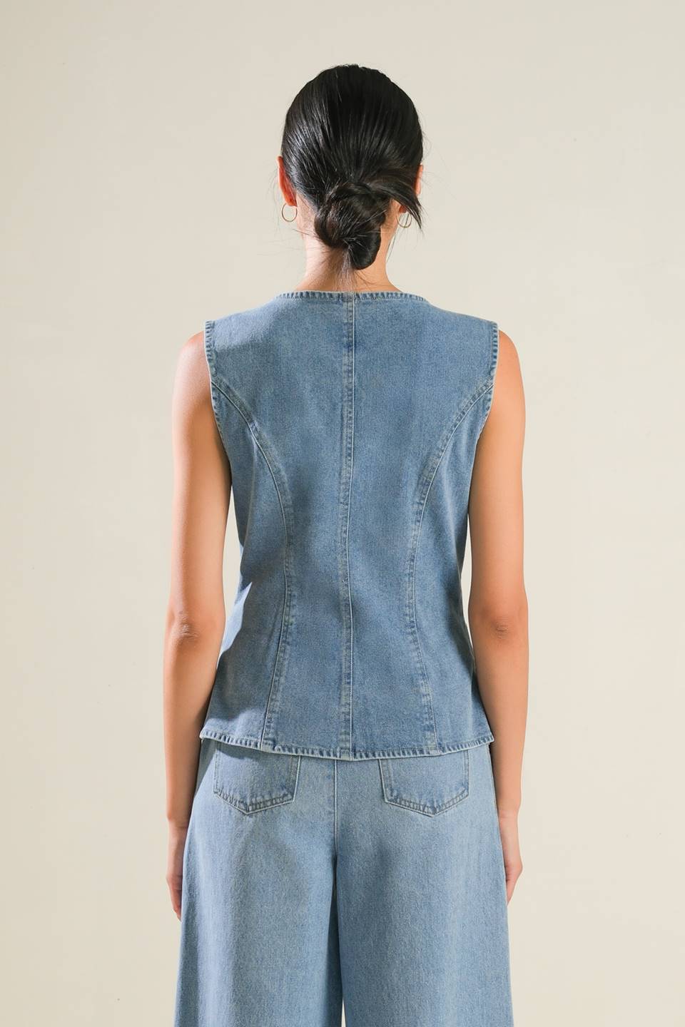 ADVENTURE AWAITS DENIM VEST - MaraFormigone