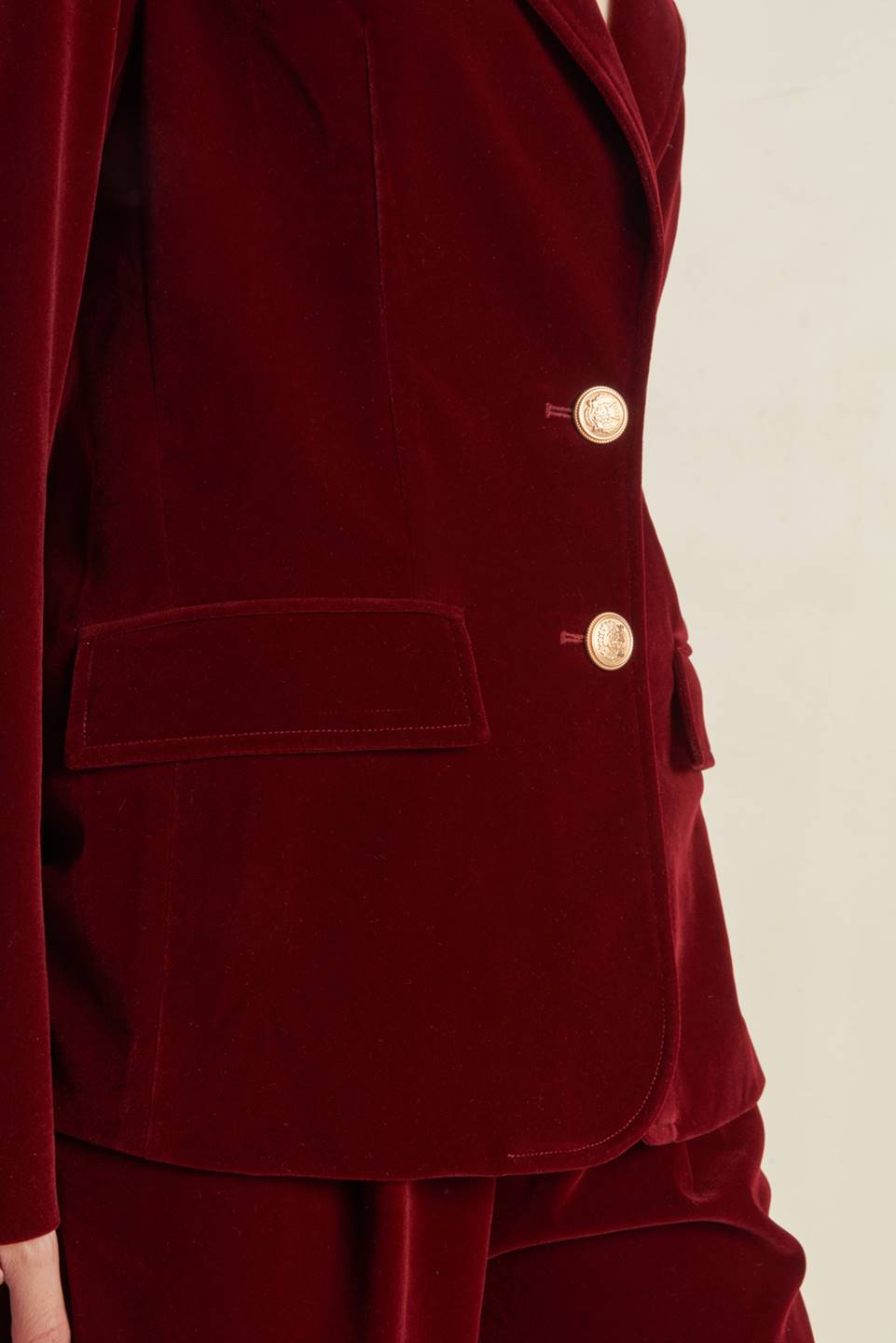 COY CHARM VELVET BLAZER - MaraFormigone