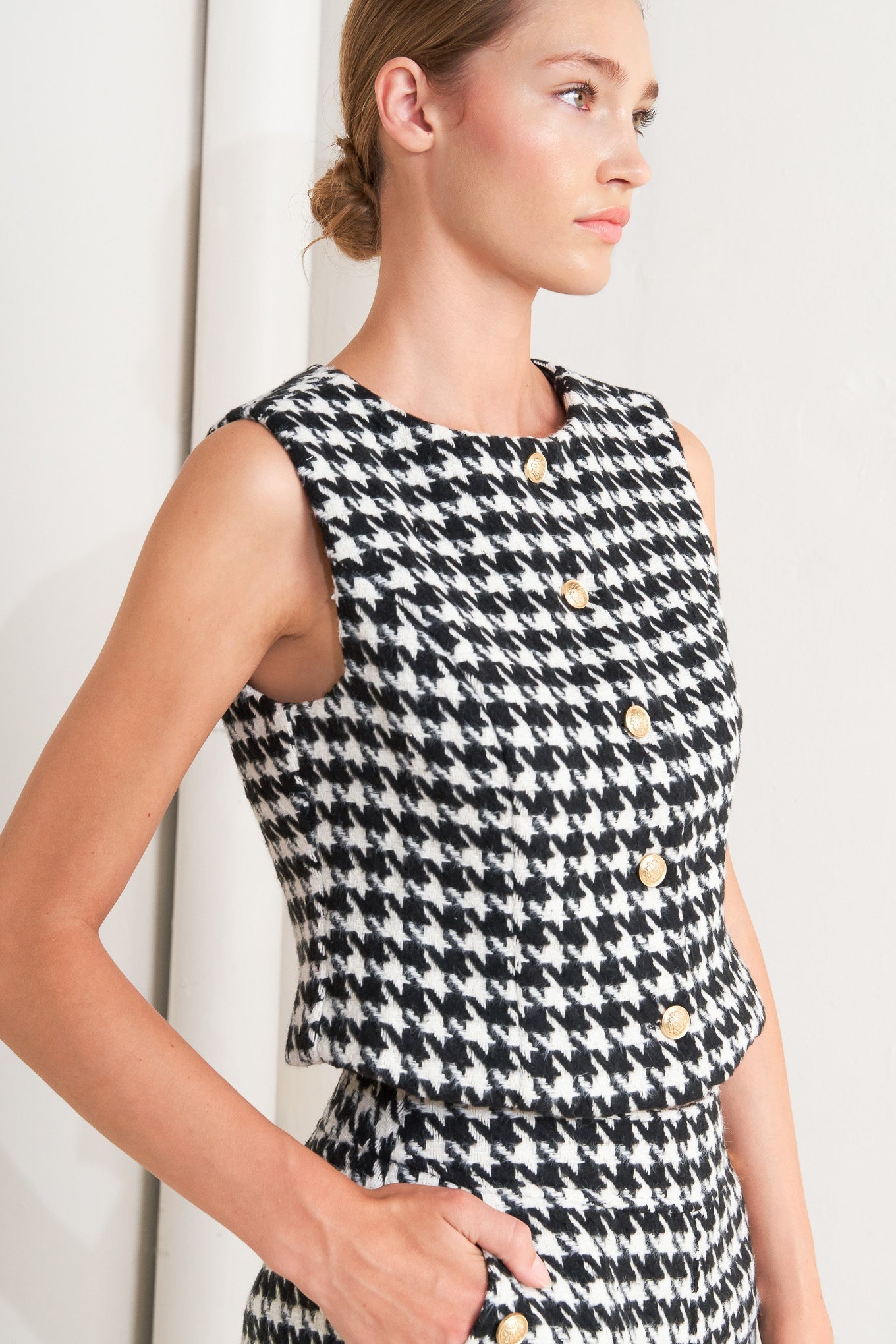 METRO ICON WOVEN HOUNDSTOOTH VEST - MaraFormigone
