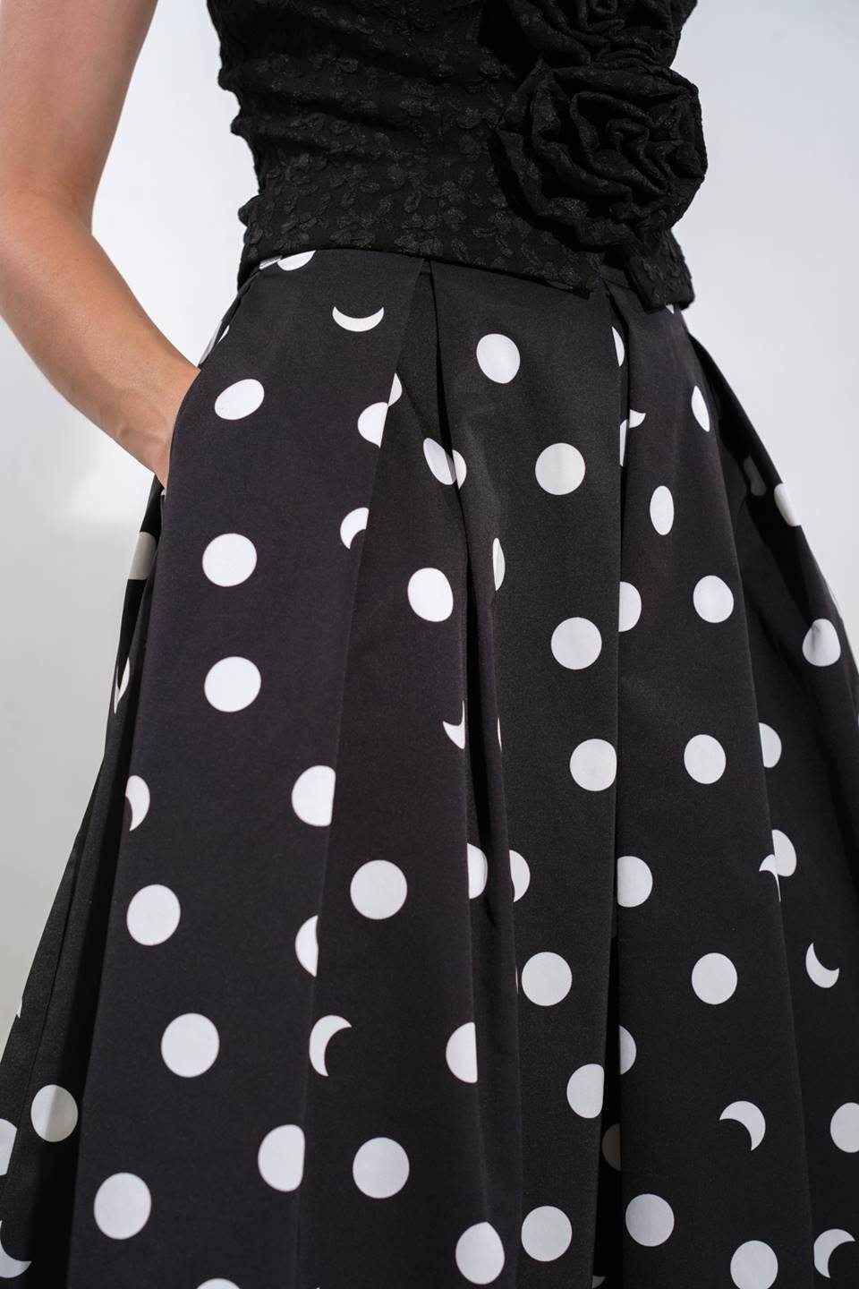 LIFT'S GIFTS WOVEN SKIRT - MaraFormigone