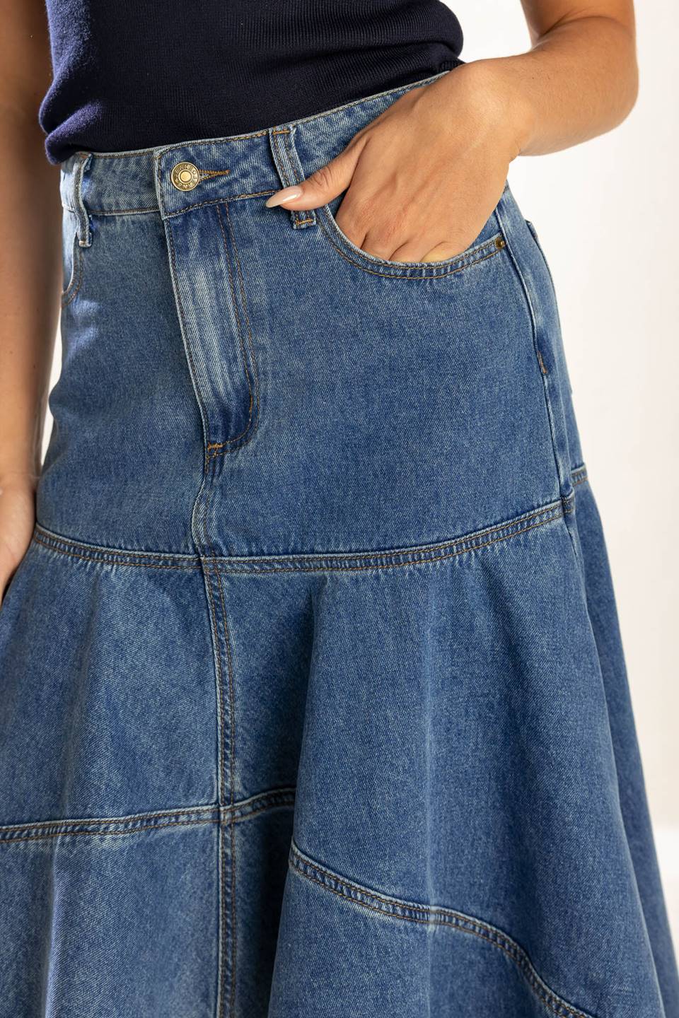 UNDER THE HISBISCUS DENIM SKIRT - MaraFormigone