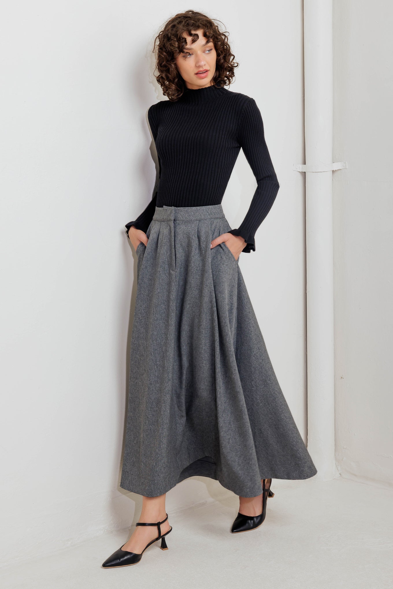 TIMELESS LOOK WOVEN MIDI CIRCLE SKIRT - MaraFormigone