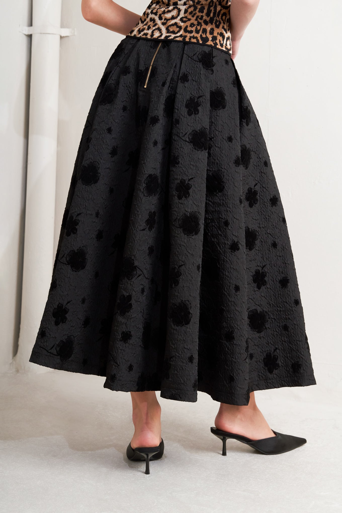 NOIR BLOOMING ROMANCE WOVEN FULL MIDI SKIRT - MaraFormigone