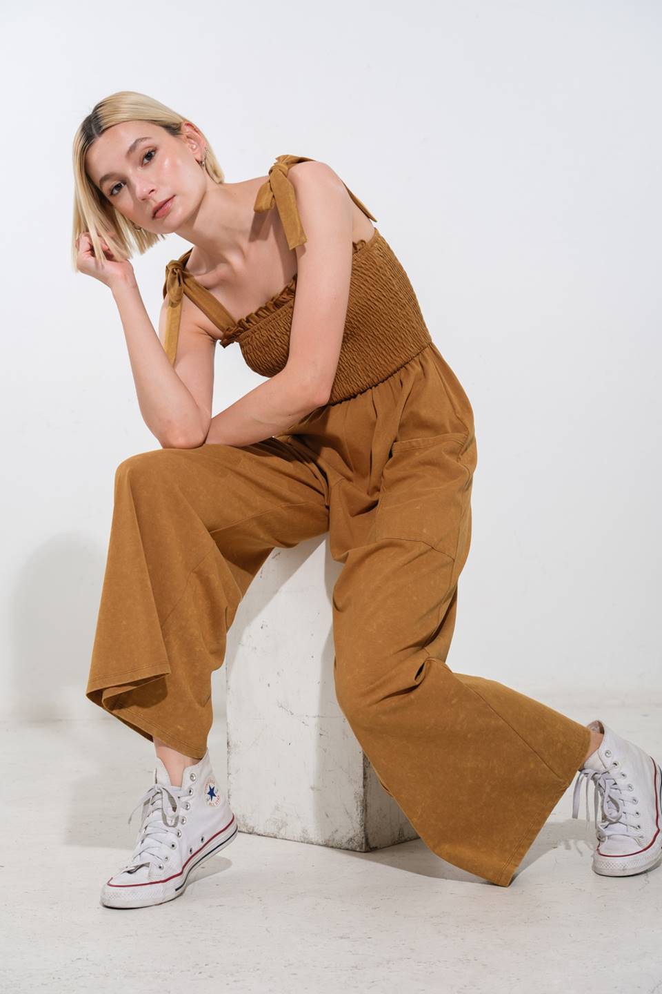 MONO DE PUNTO DE MODA