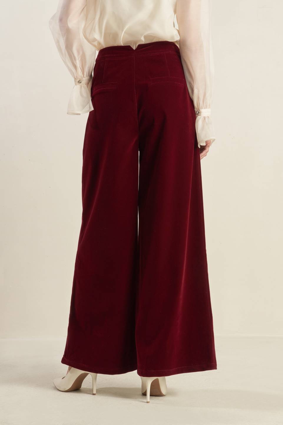 COY CHARM VELVET PANTS - MaraFormigone