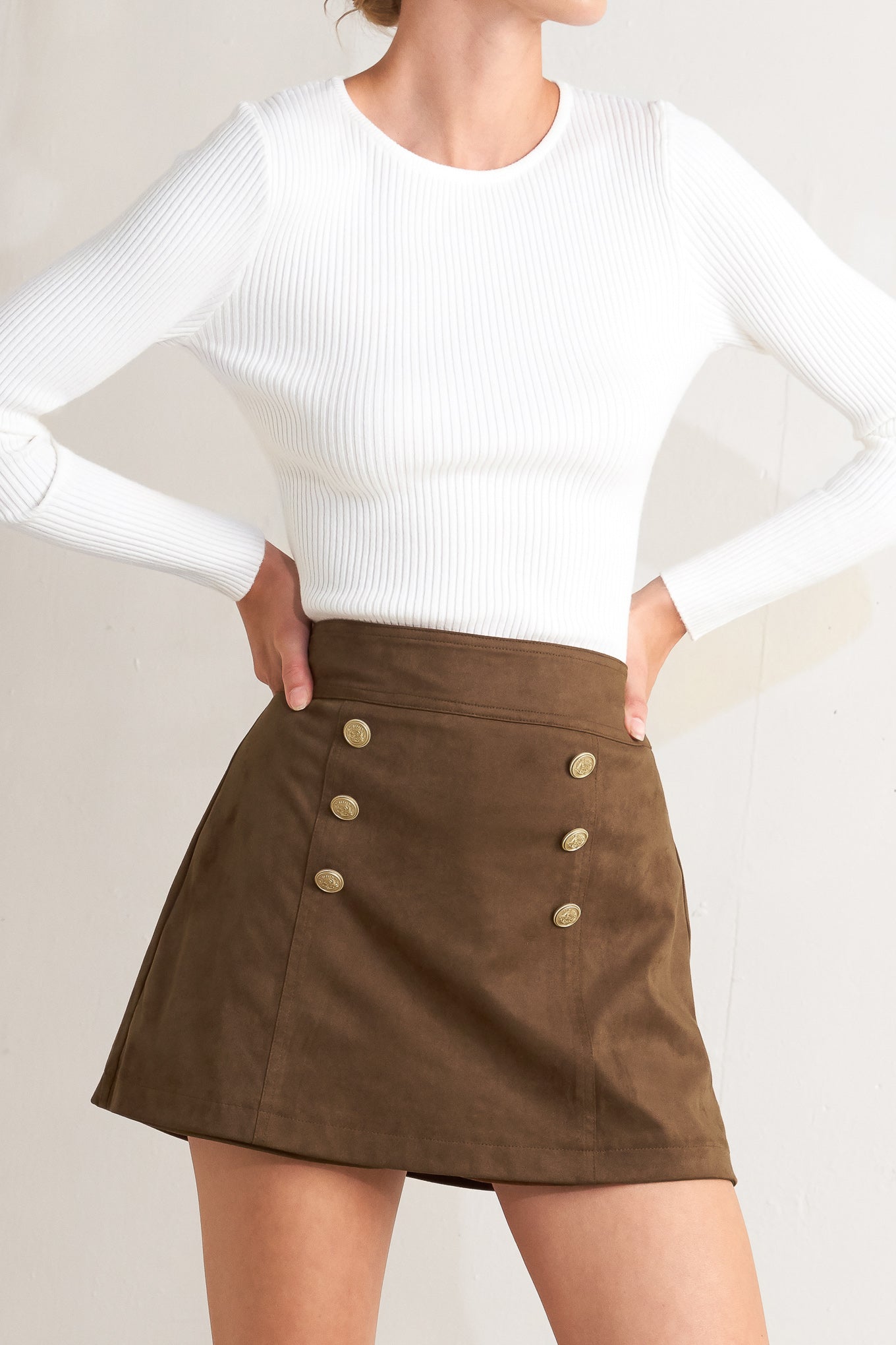 HERITAGE UTILITY FAUX SUEDE SKORT - MaraFormigone