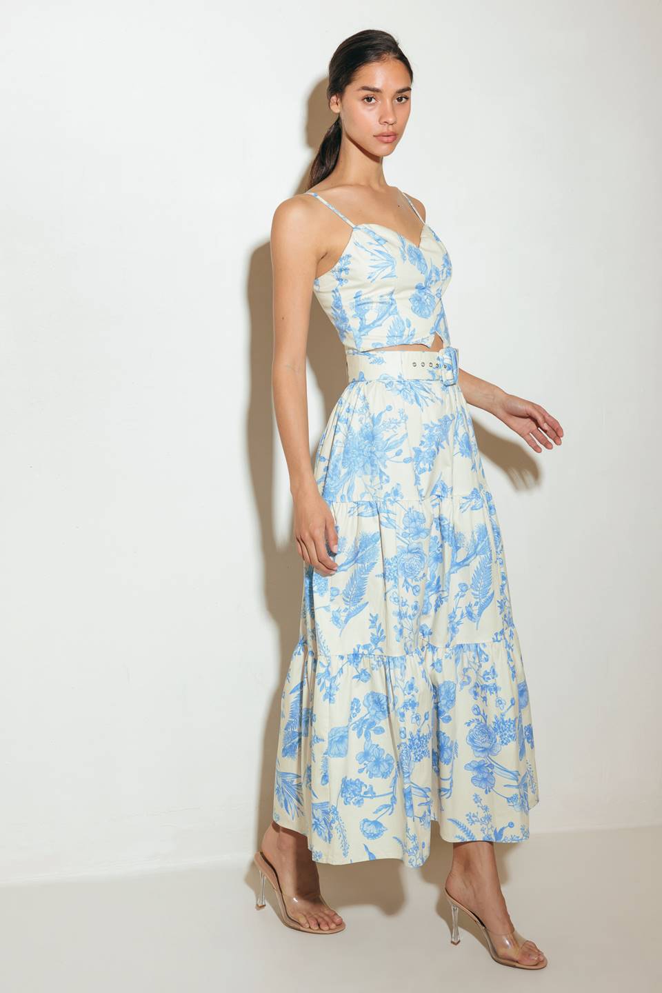 Conjunto de blusa regata e saia Urban Charm em tecido plano