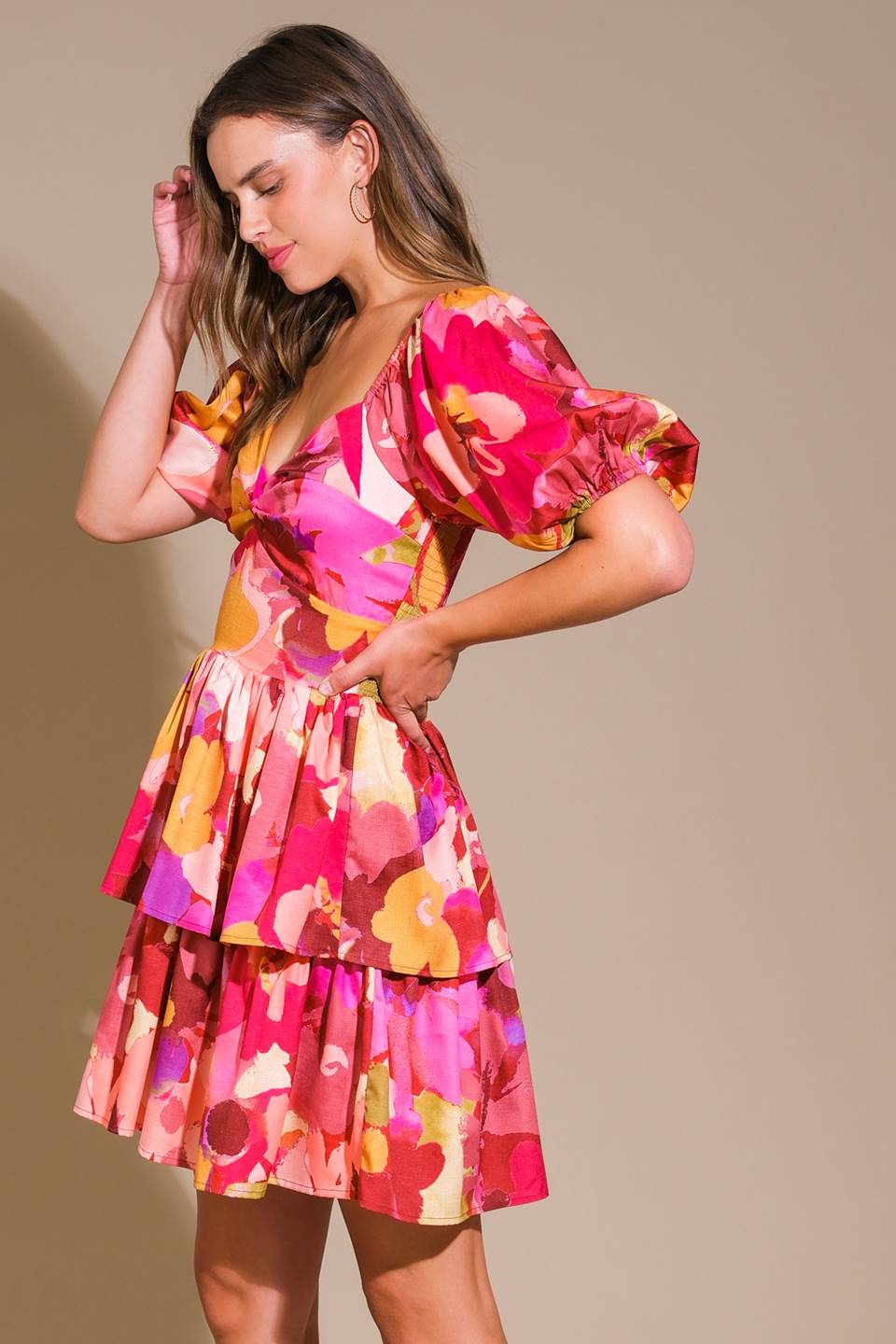 MINIVESTIDO TEJIDO DE BELLEZA CAPRICHOSA