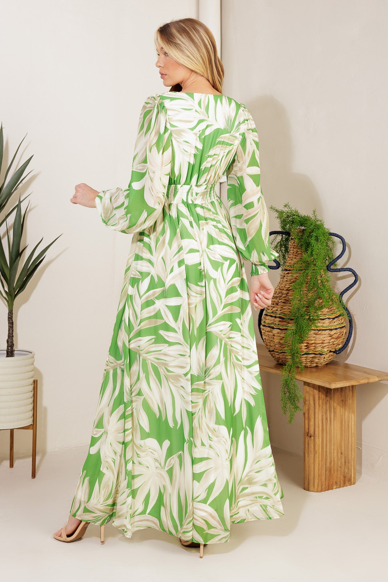 VESTIDO MAXI TECIDO LEAVES OF TOMORROW