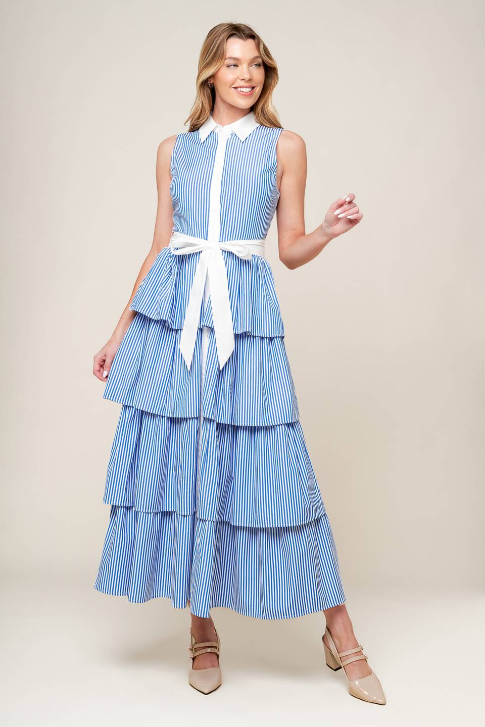 VESTIDO MIDI TECIDO COM UM TOQUE DE GRAÇA