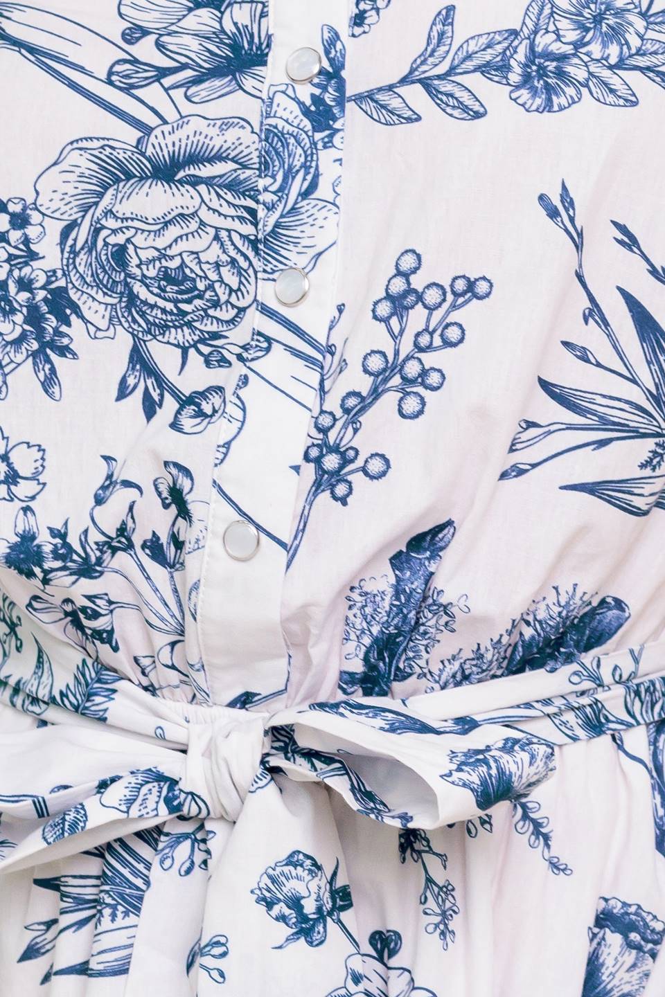 VESTIDO CAMISA MINI DE TEJIDO ROMANCE DE FLORES SILVESTRES