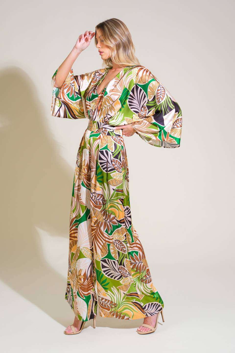 MACACÃO COM EFEITO ONDULADO