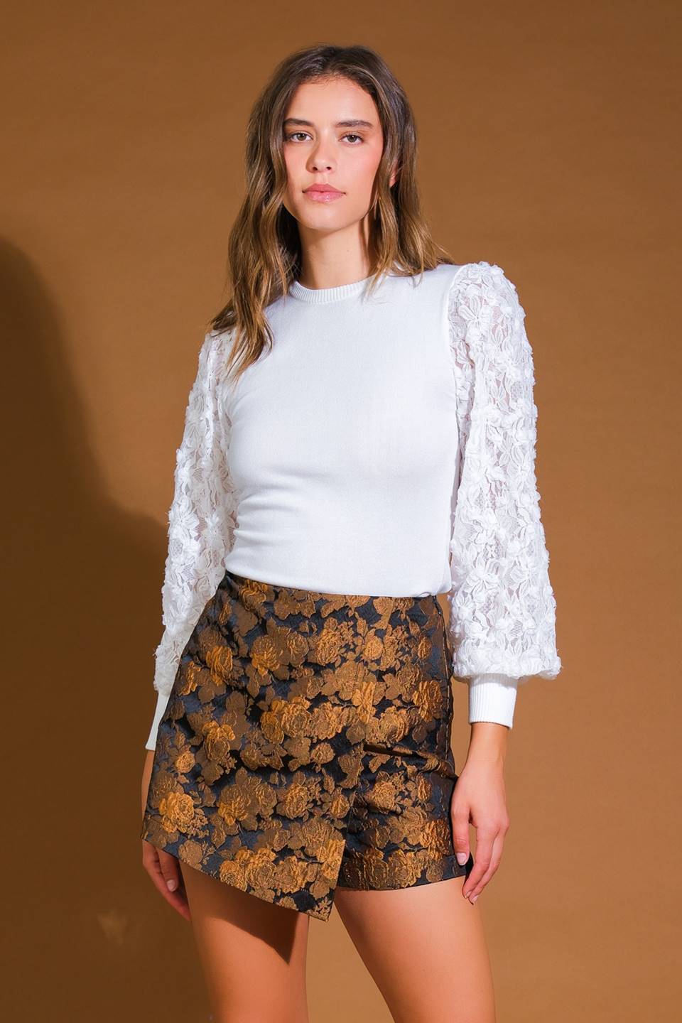 NO CORO SAIA-CALÇA TECIDA