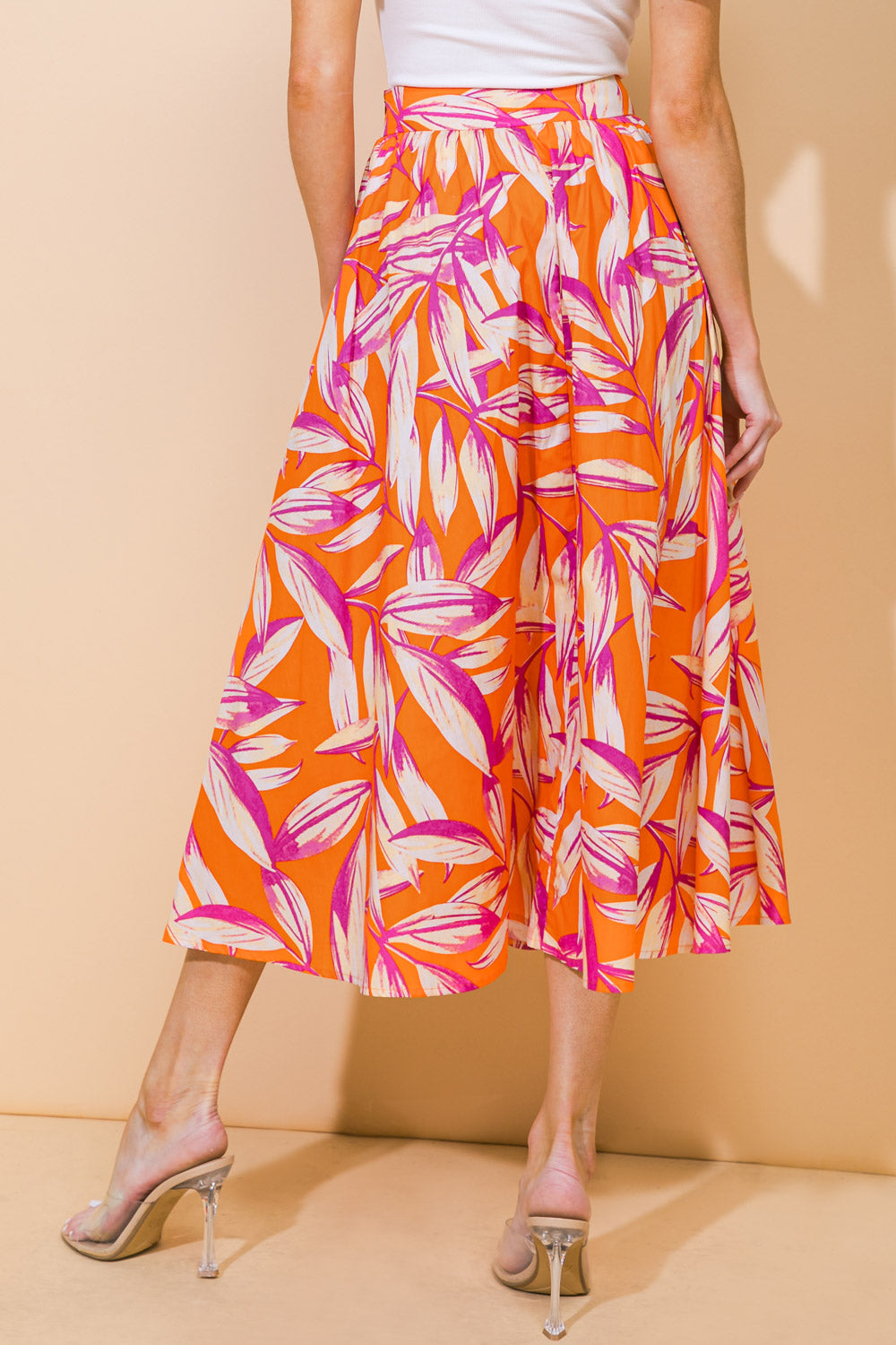 UM MUNDO DE BOAS SAIAS TECIDAS