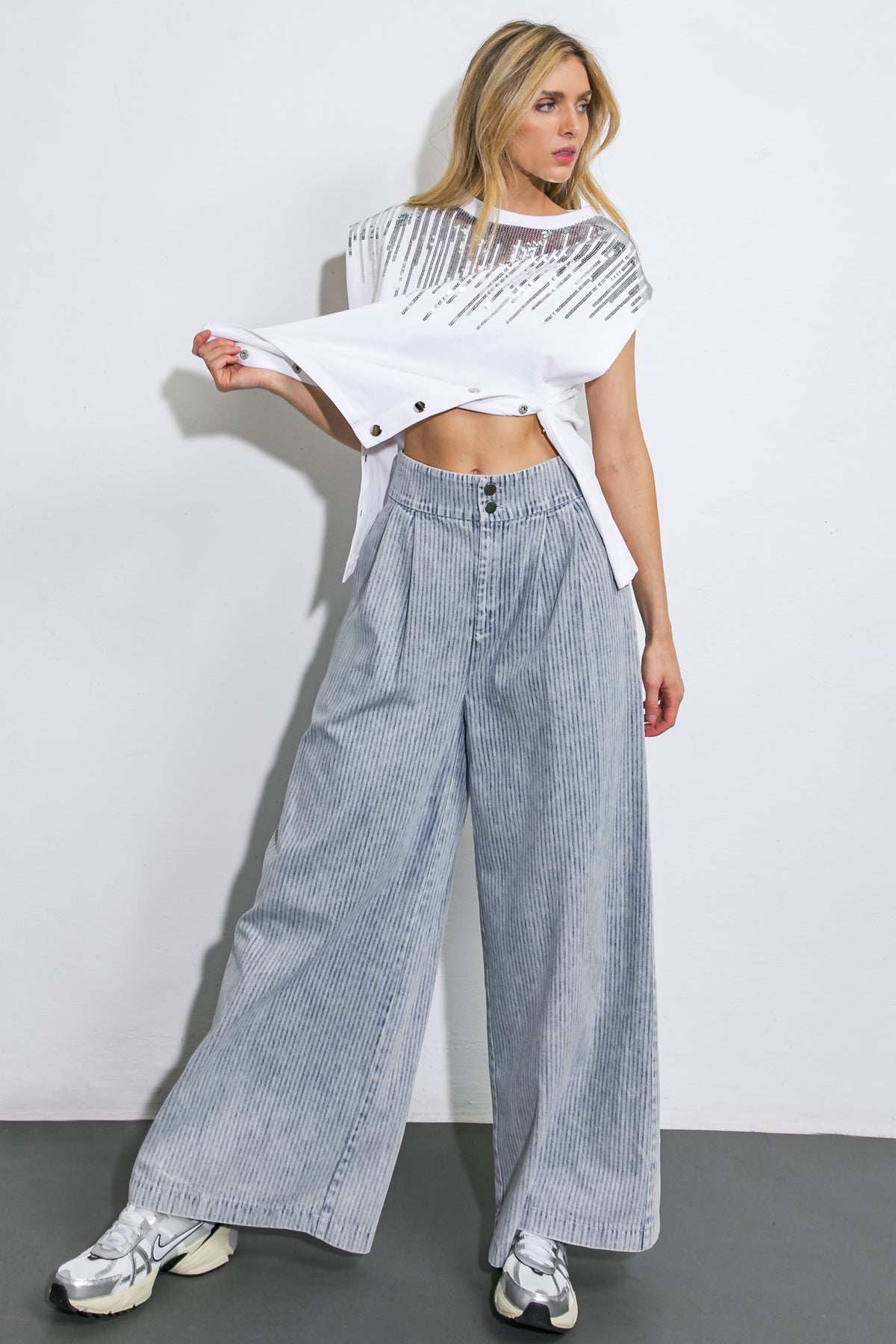 PLAY MY WAY STRIPED DENIM PANTS - MaraFormigone