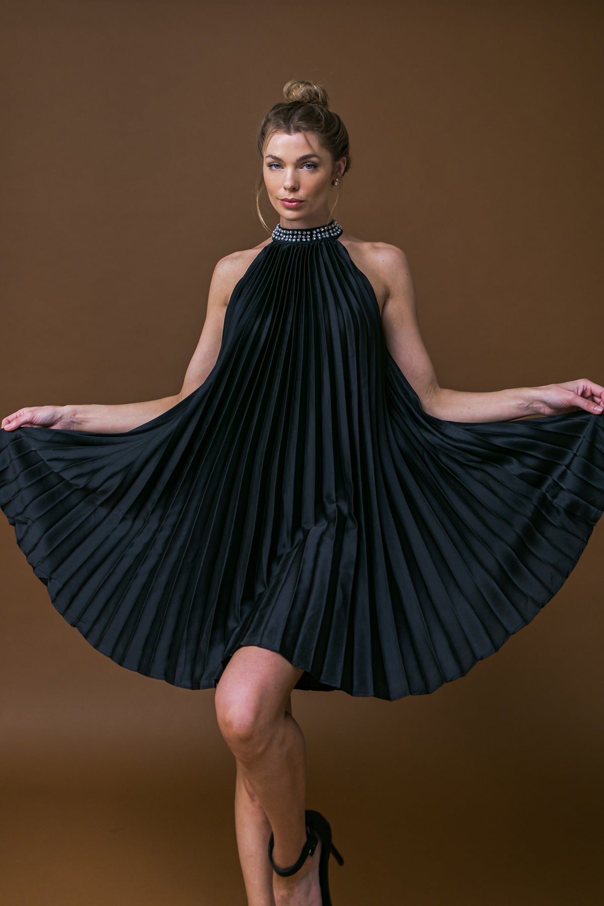 VESTIDO MINI FIESTA FRIDAY TECIDO