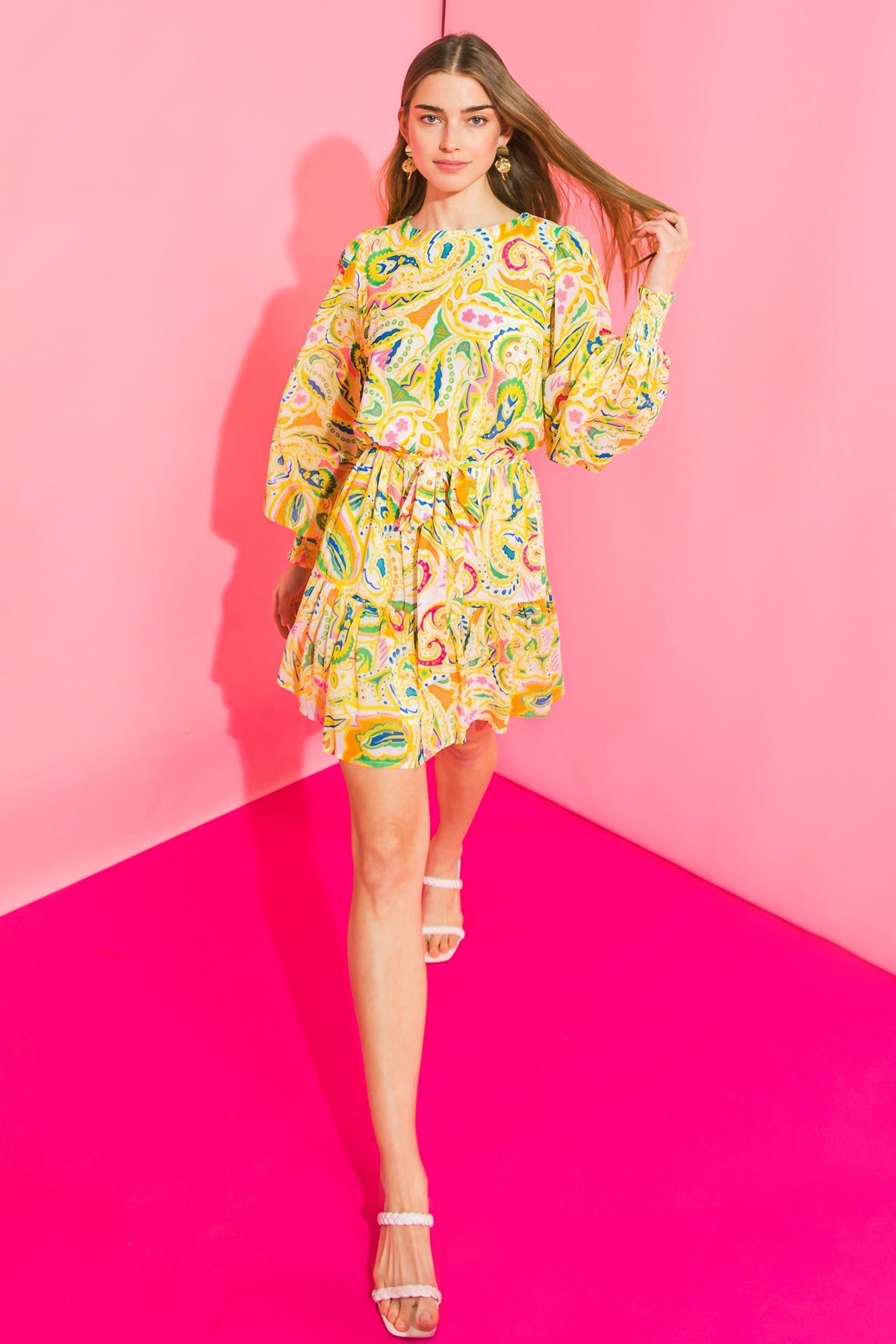 DESEO MÁS MINIVESTIDOS TEJIDOS