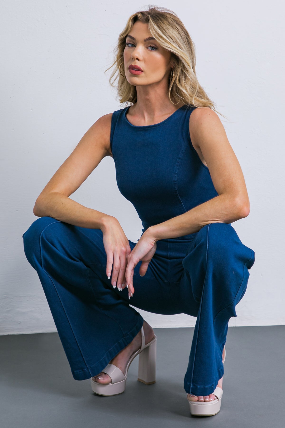 MONO VAQUERO "Bésalo y no lo diré"