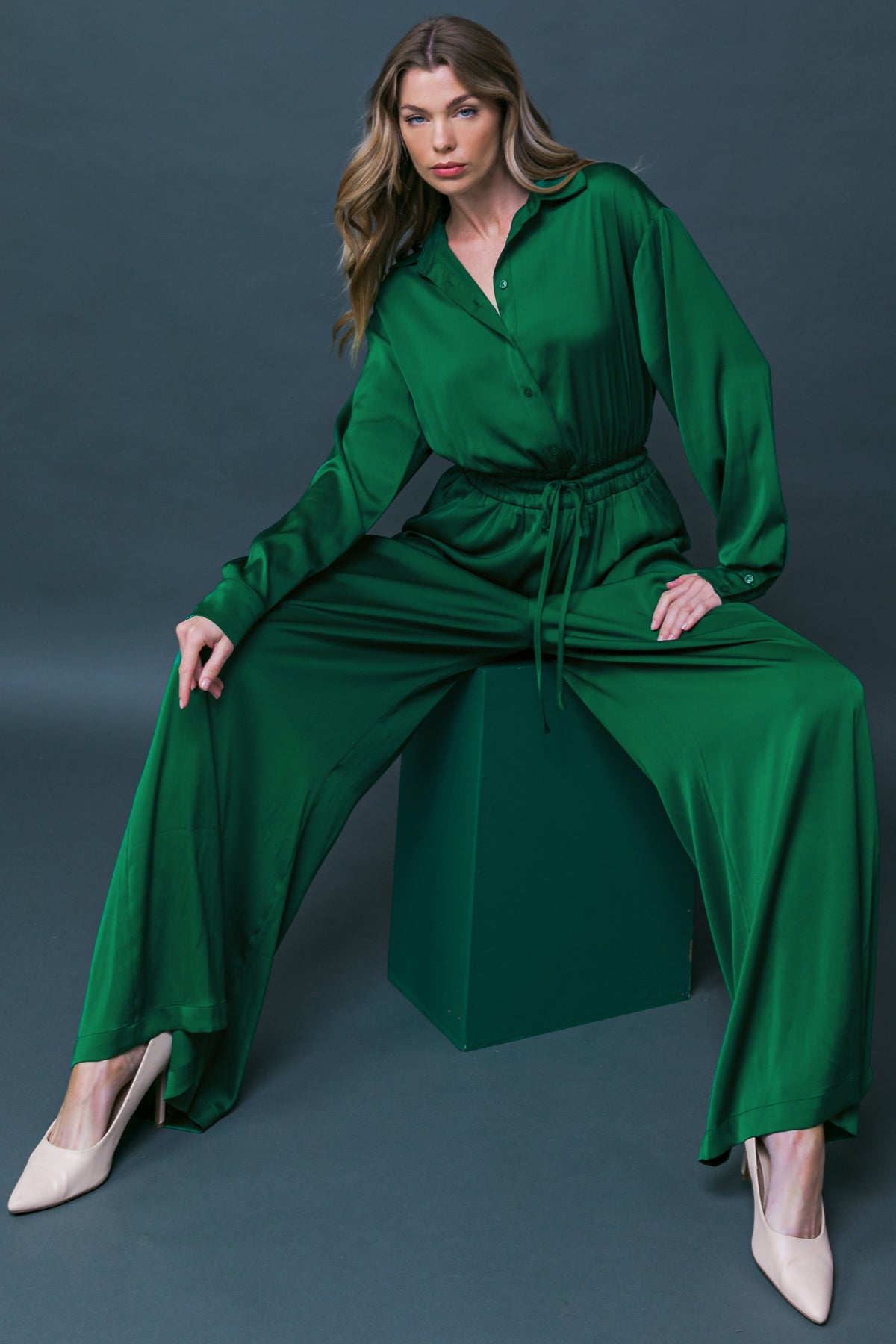 ELLA ES UN MONO TEJIDO IRRESISTIBLE