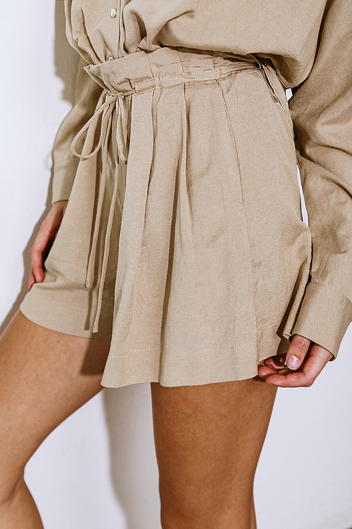 BETTER TO BE SWEET WOVEN SHORTS - MaraFormigone