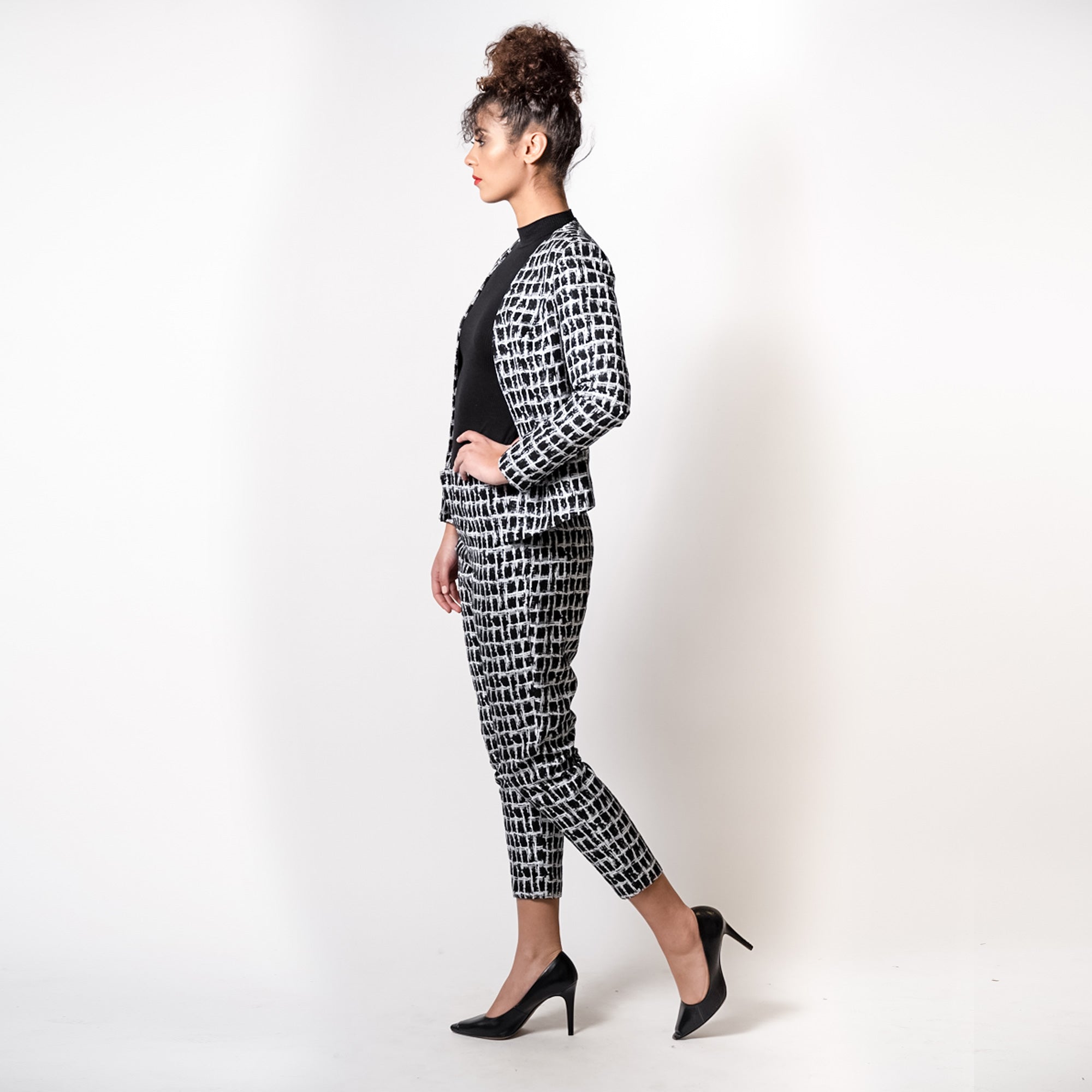 Fly Away Back Cutout Jacket - MaraFormigone