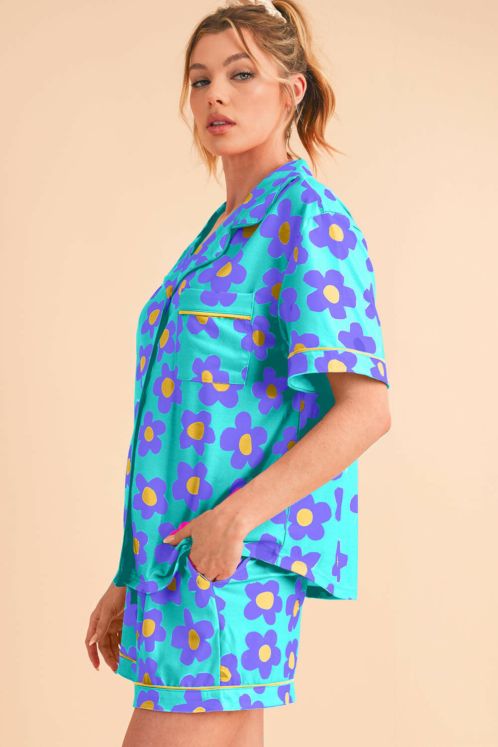 Luxury Flower Print Buttoned Shirt And Drawstring Waist Pajama Set.