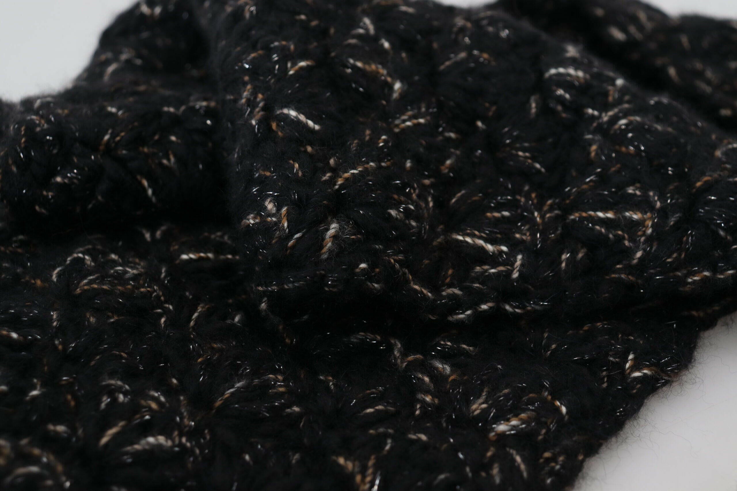 Dolce & Gabbana Black Wool Knitted Wrap Foulard Fringe Scarf.