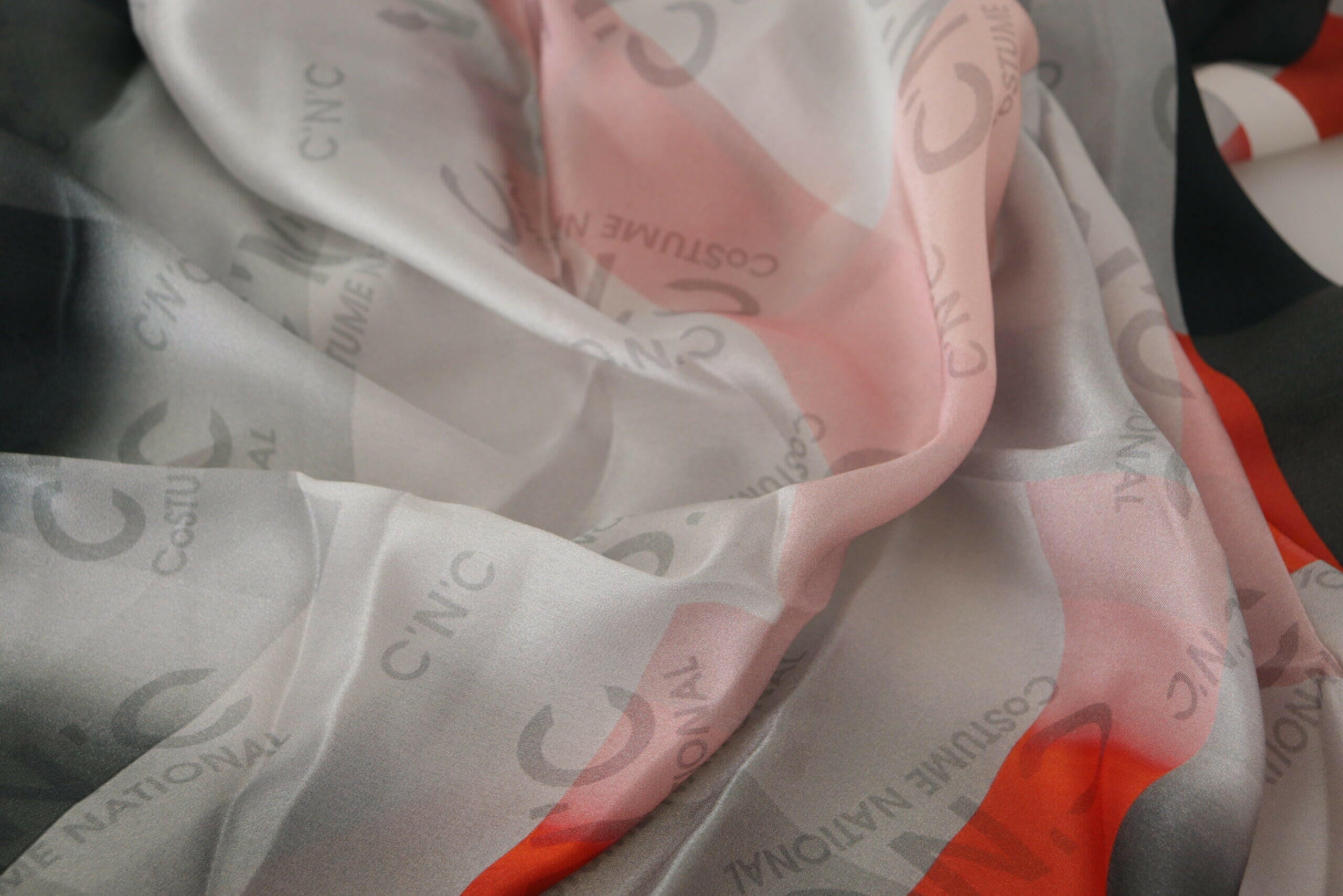 Costume National Gray Red Silk Shawl Foulard Wrap Scarf.