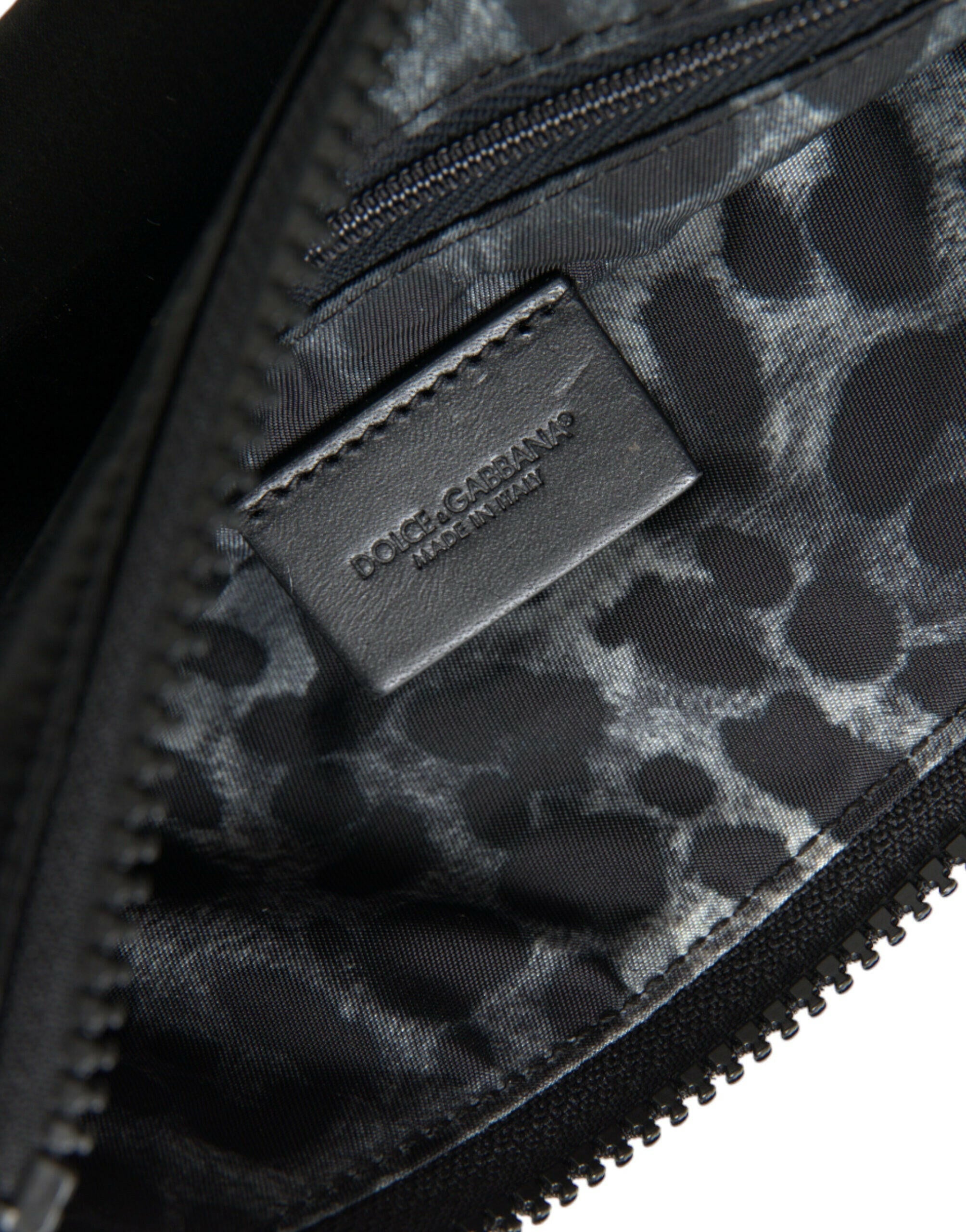Dolce & Gabbana Black Nylon Logo Plaque Keyring Pouch Clutch Bag.
