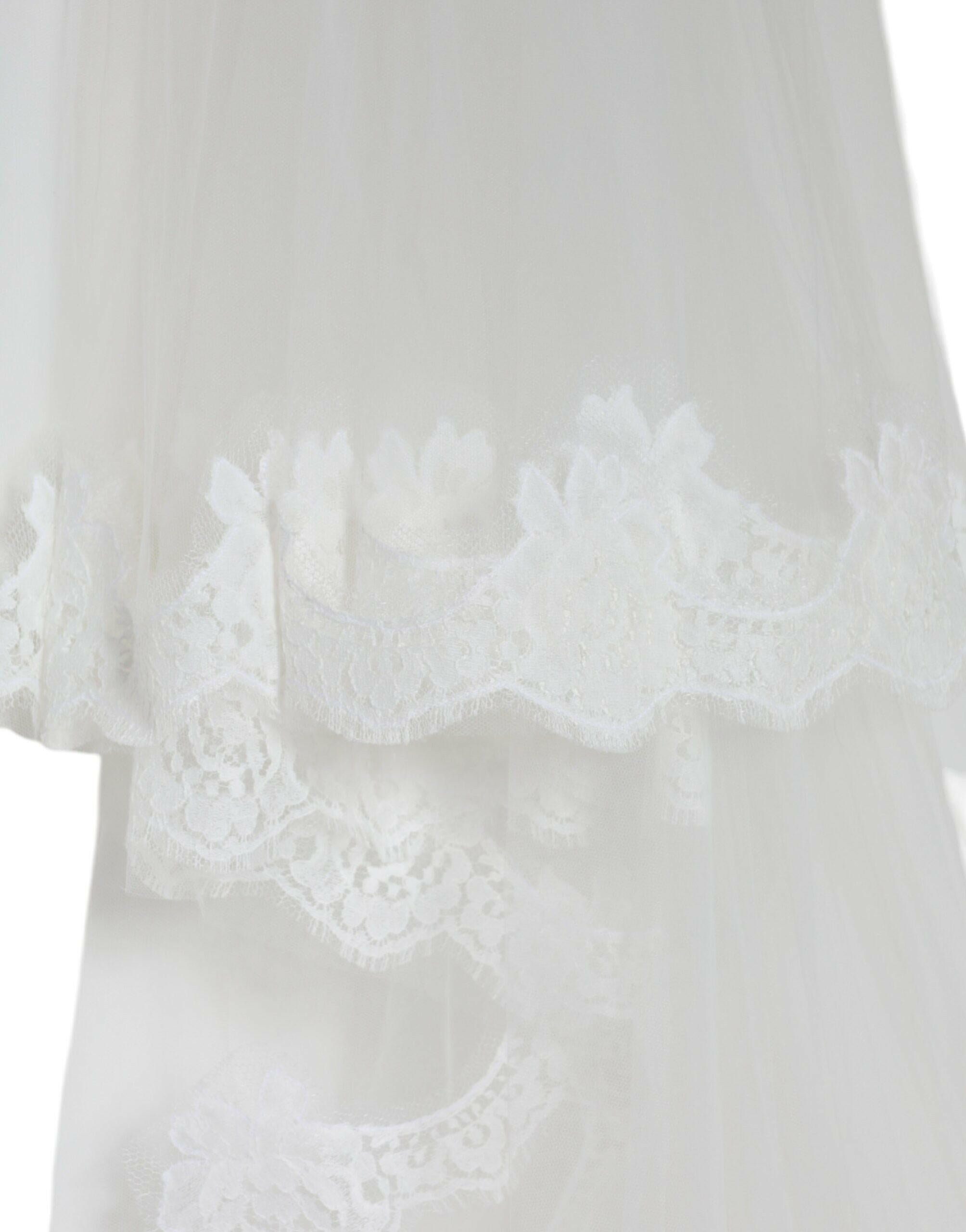 Dolce & Gabbana White Floral Lace Nylon Floor Length Wedding Veil.