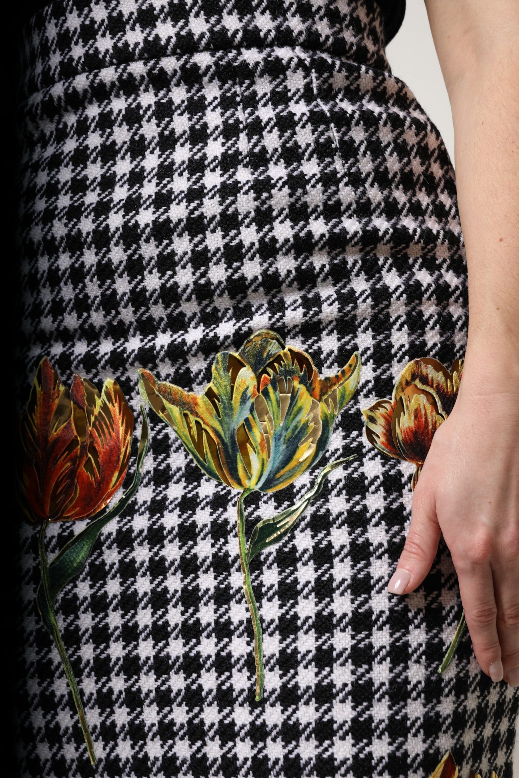 Dolce & Gabbana Multicolor Floral Print High Waist Pencil Cut Skirt Dolce & Gabbana