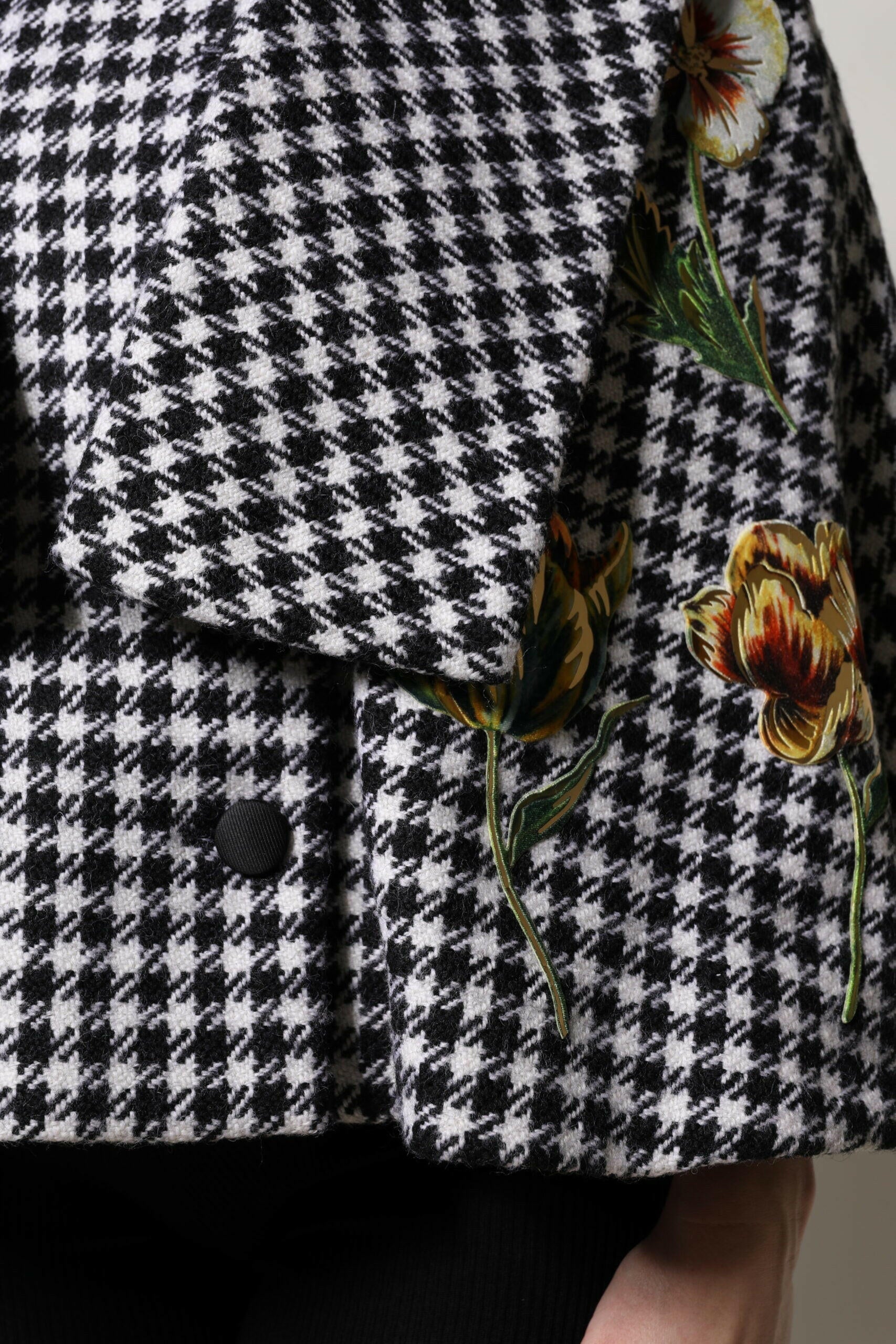 Dolce & Gabbana Black White Monochrome Patterned Floral Cape Jacket Dolce & Gabbana