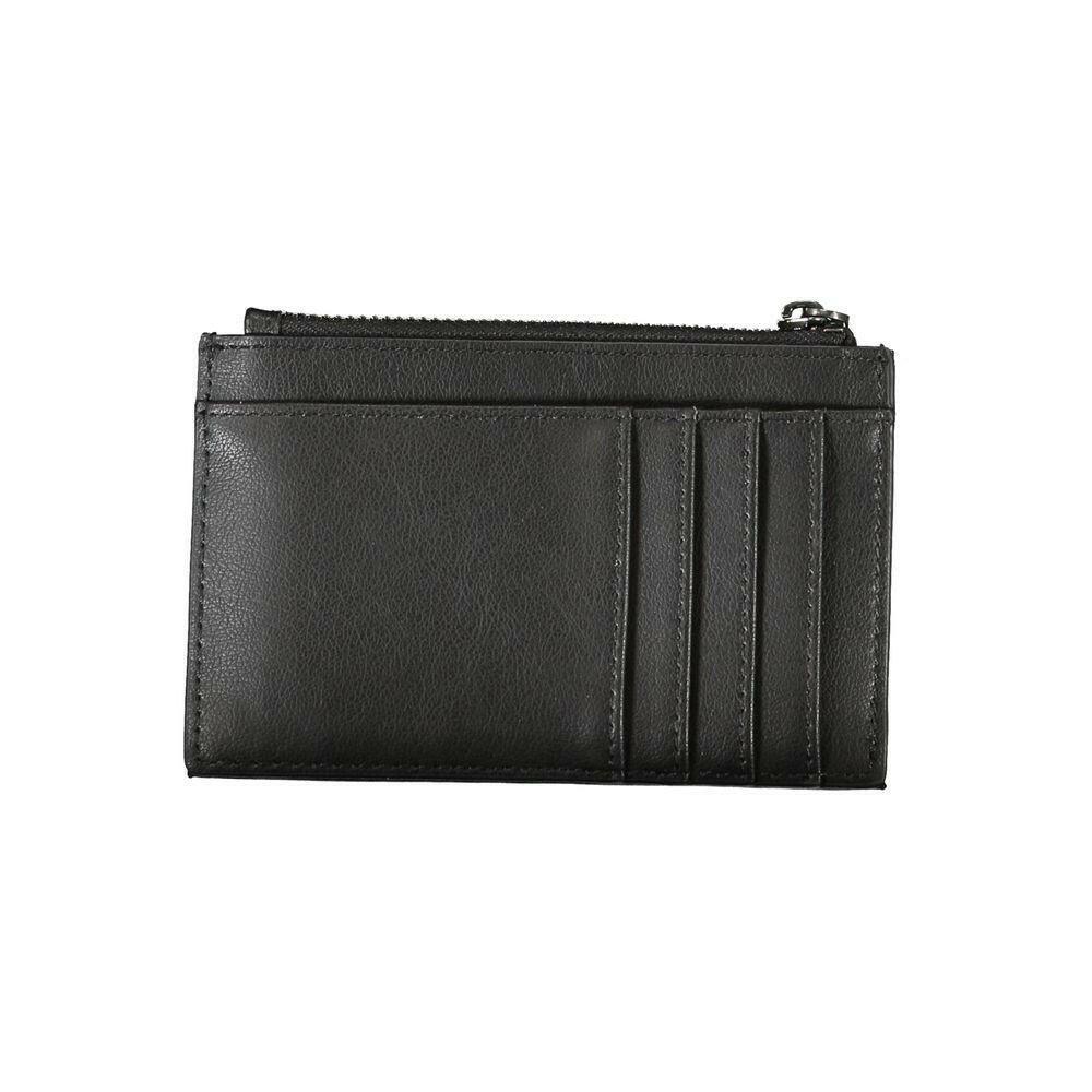Calvin Klein Sleek Black Zip Wallet with Contrast Detailing Calvin Klein