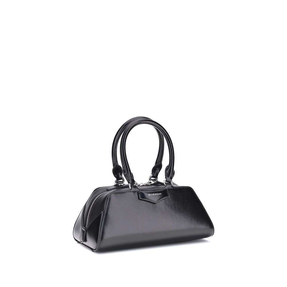 Bolsa Givenchy Bos Taurus em couro de bezerro preto