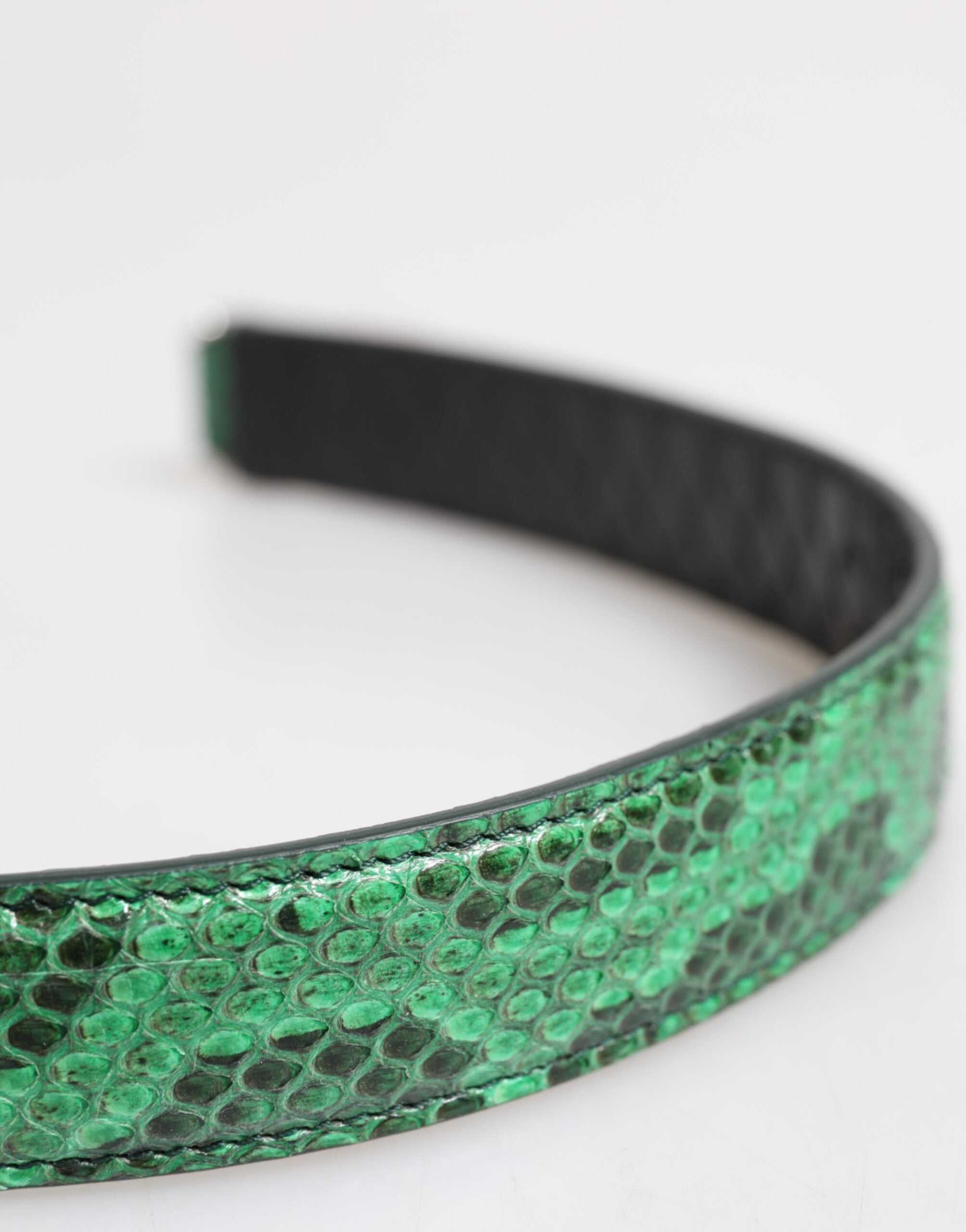 Bolsa Dolce &amp; Gabbana em couro exótico preto e verde com alça de ombro.