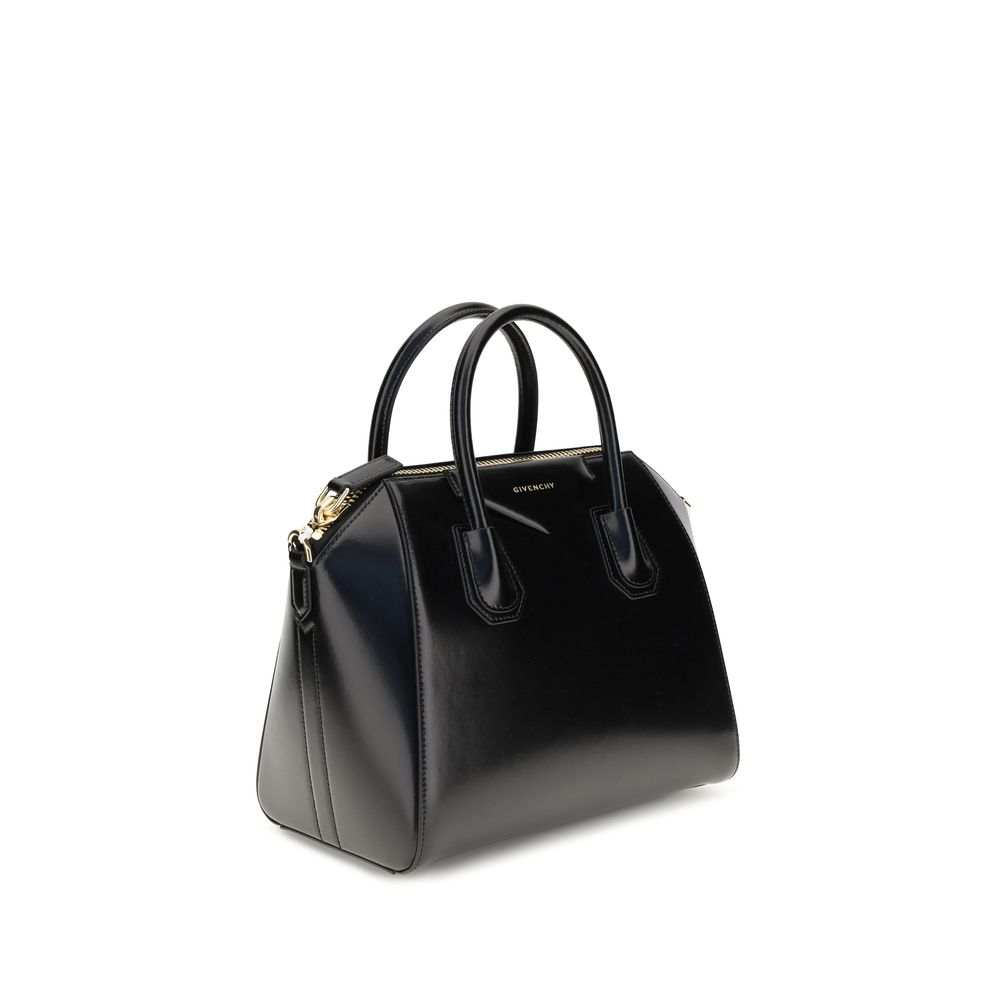 Bolsa Givenchy Bos Taurus em couro de bezerro preto