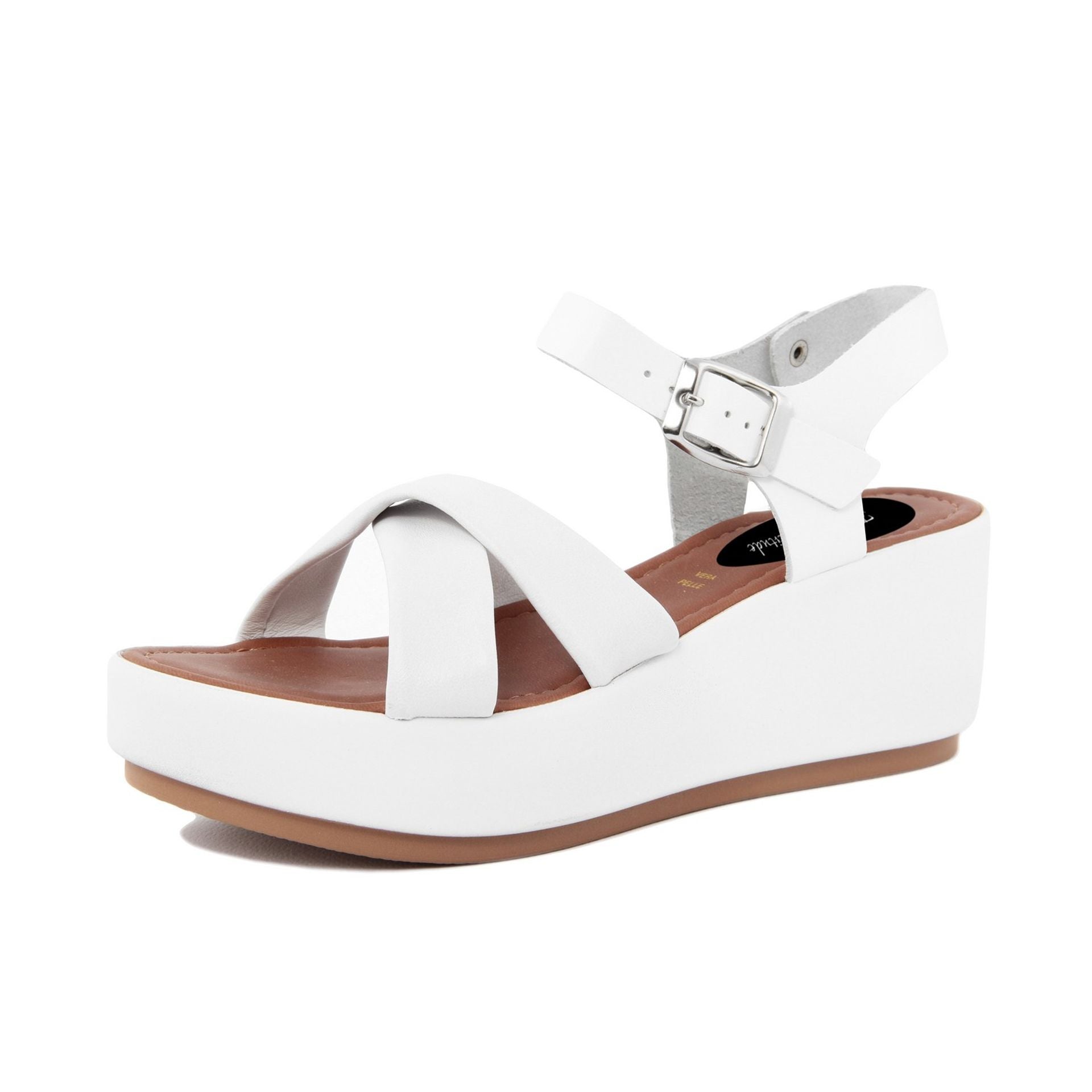 Sandalias con actitud de moda 