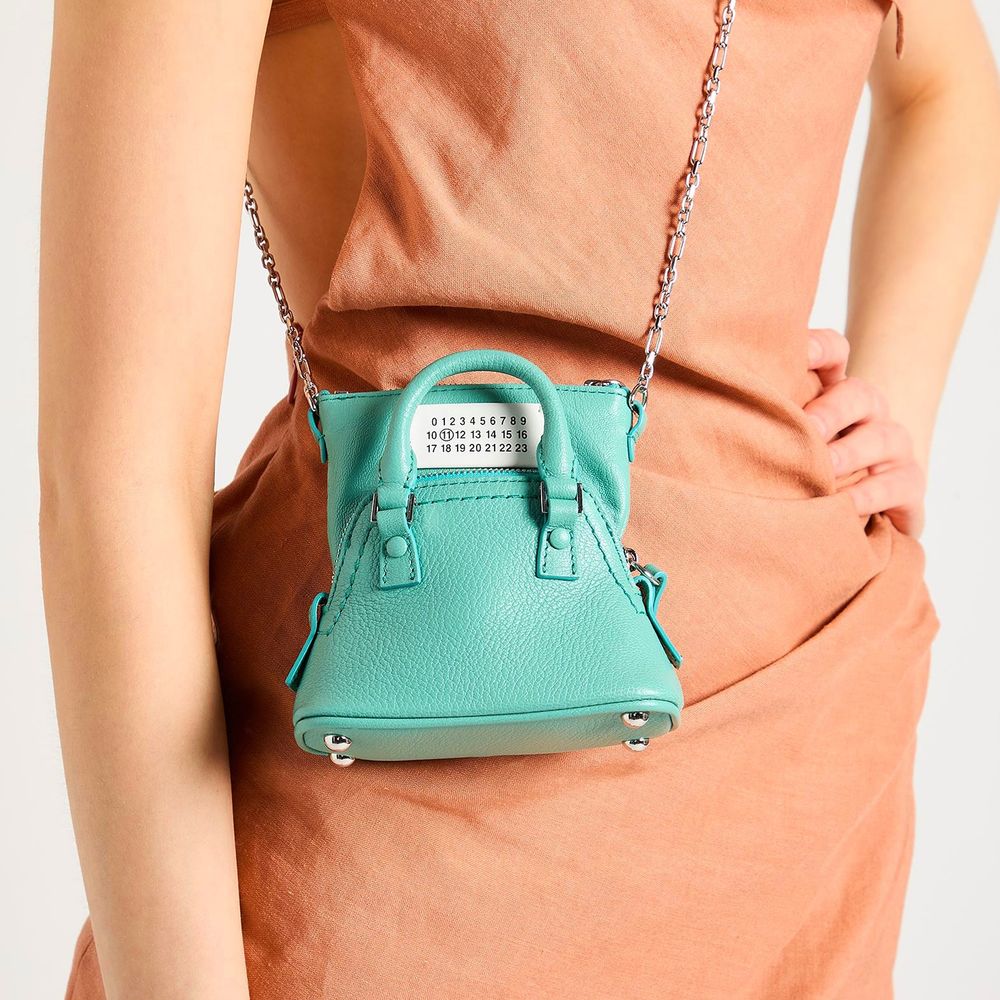 Bolsa transversal Maison Margiela em pele de cabra azul