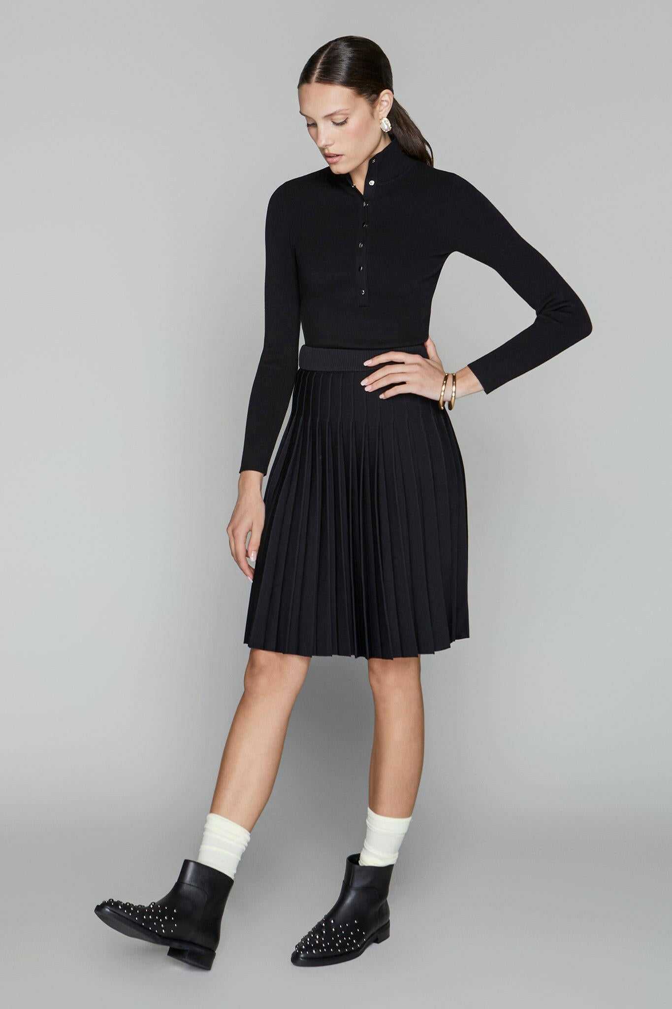 Covington Skirt in Black Apparalel