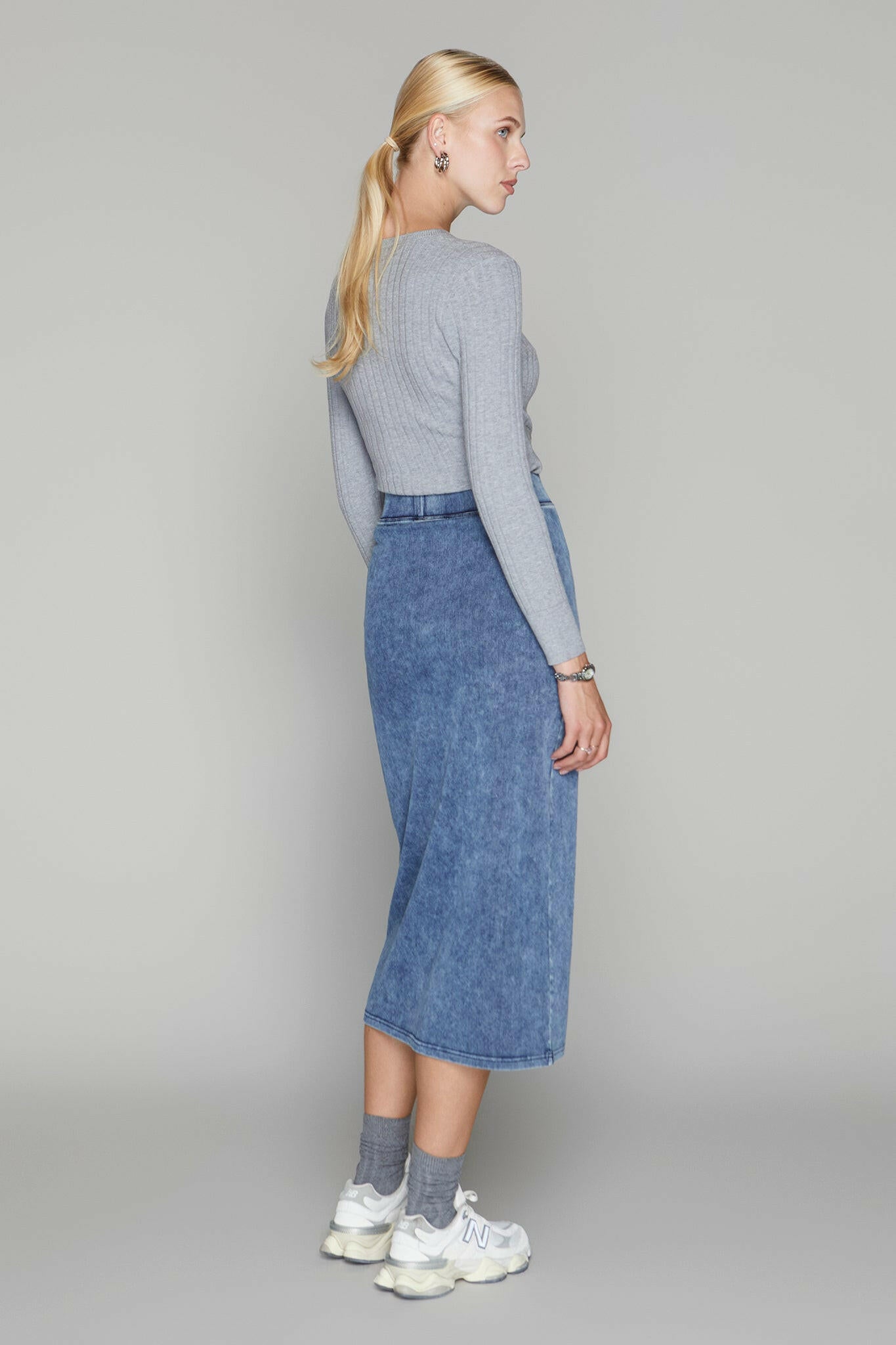 Jasper Skirt in Midwash Denim Apparalel