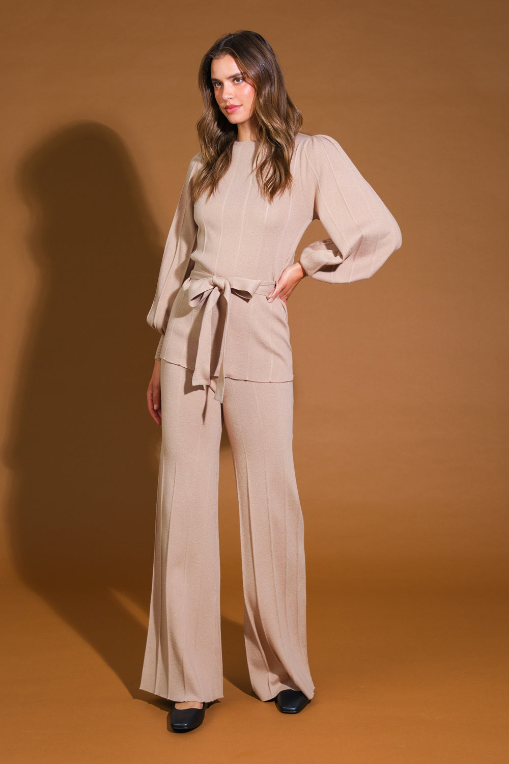 Sorria quando estiver triste com este conjunto de blusa e calça.