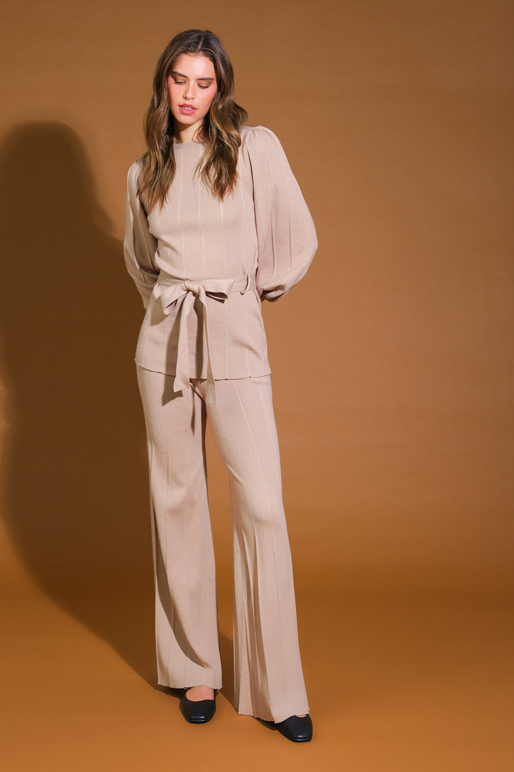 Sorria quando estiver triste com este conjunto de blusa e calça.